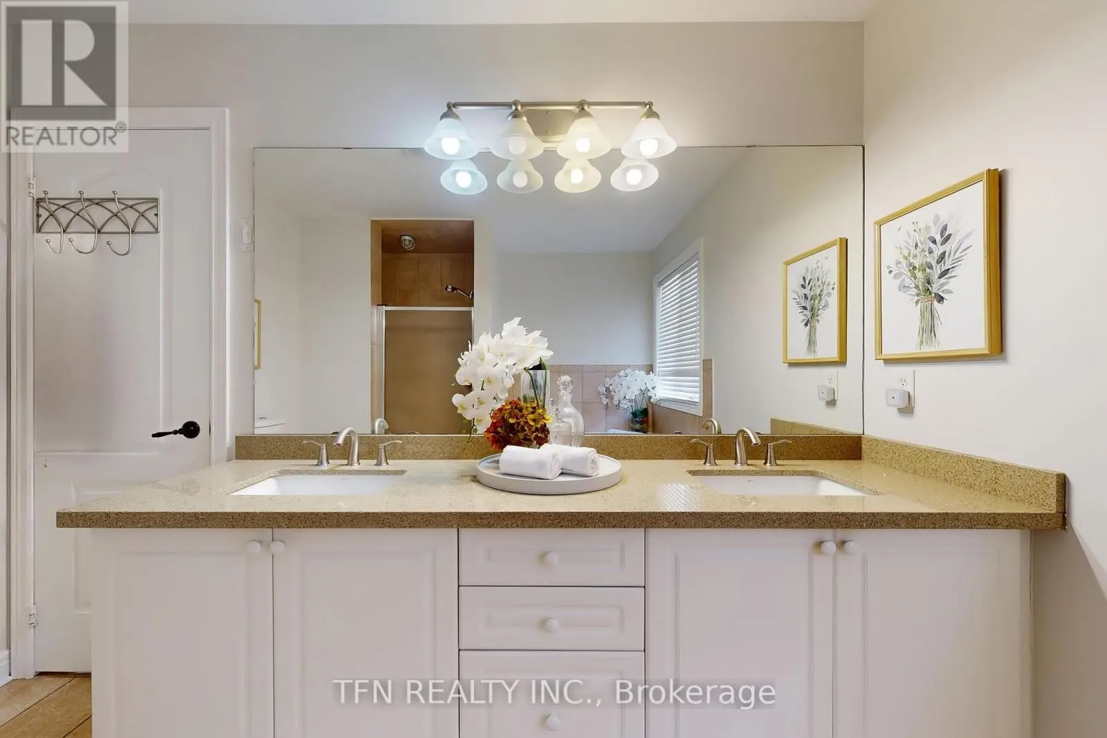 177 BENTOAK CRESCENT