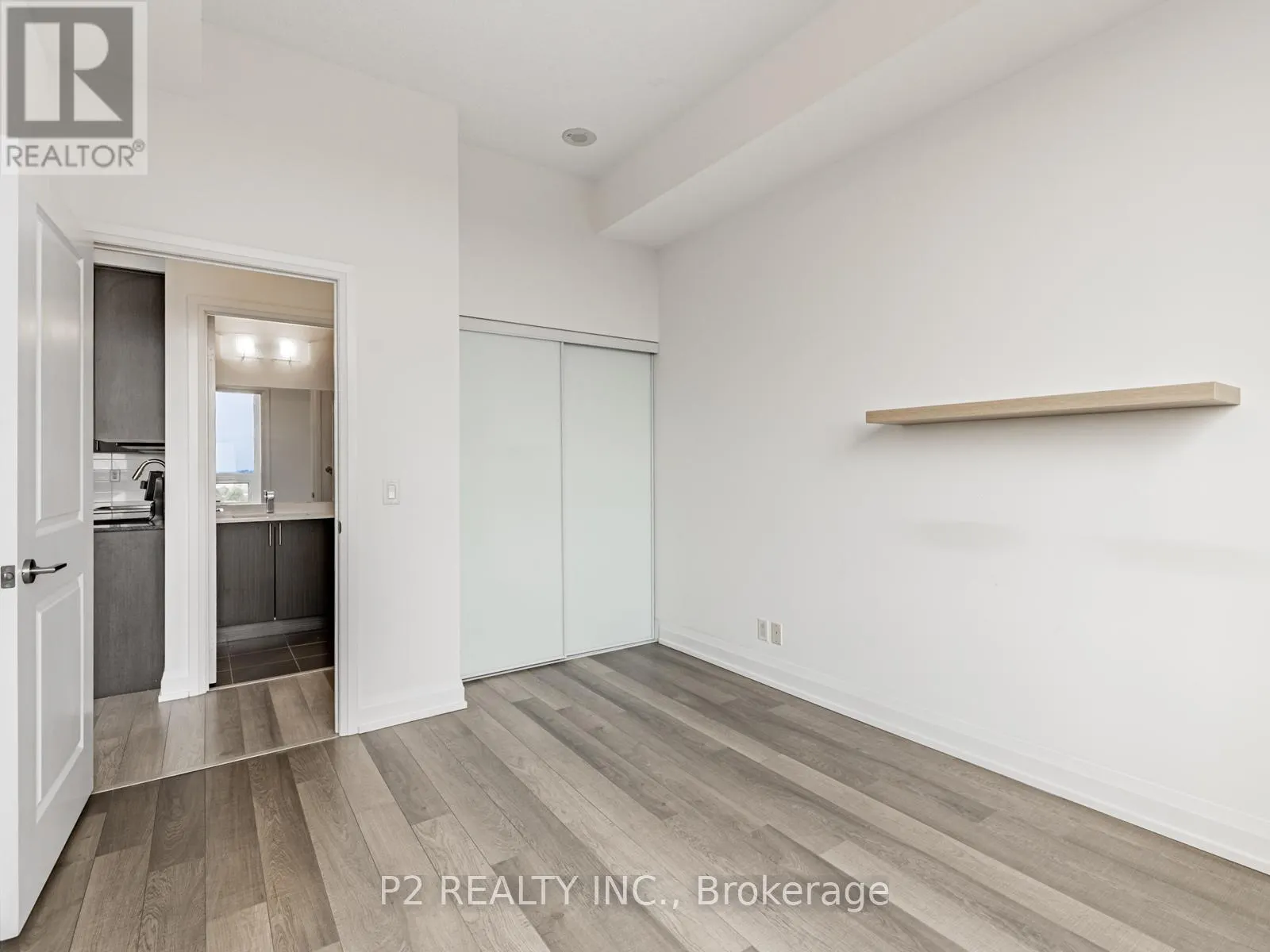 618 - 7900 BATHURST STREET