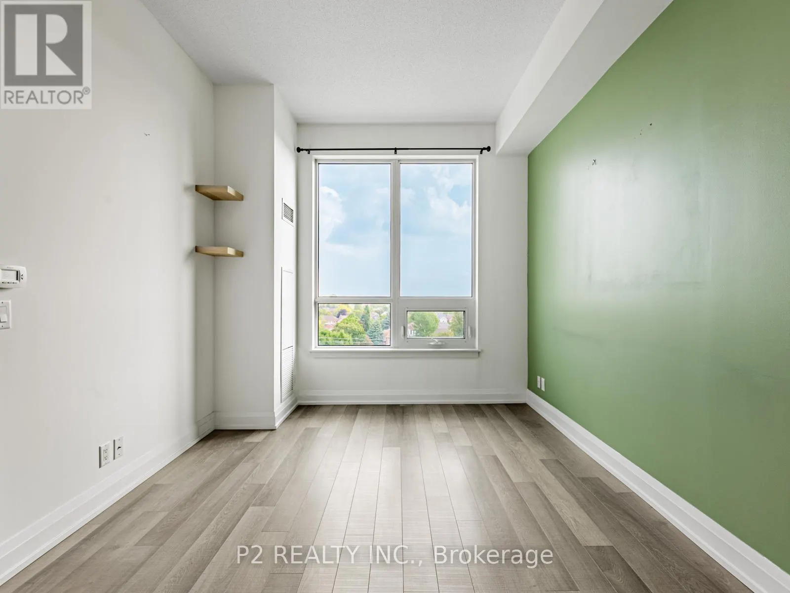 618 - 7900 BATHURST STREET