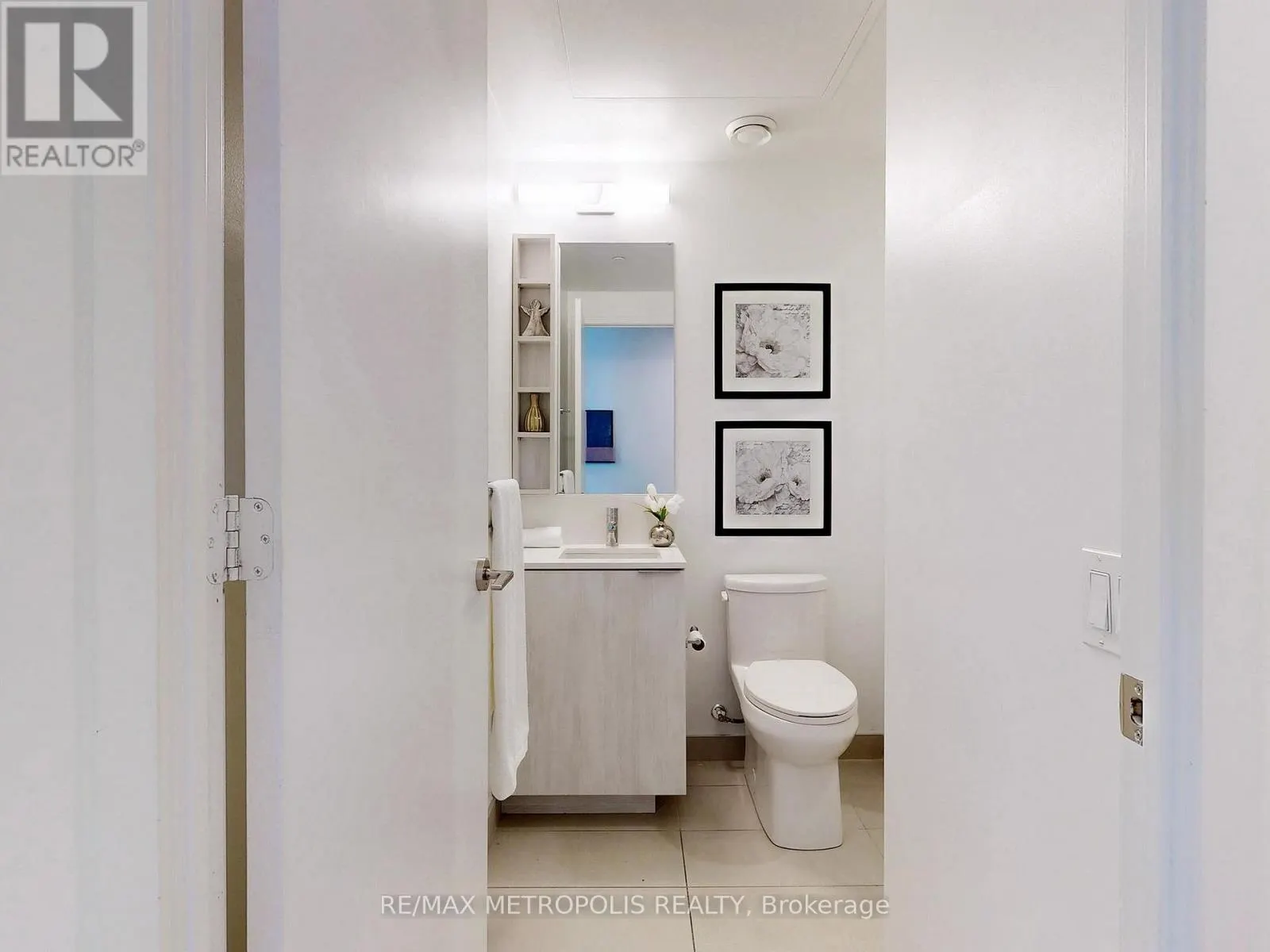 4211 - 7890 JANE STREET