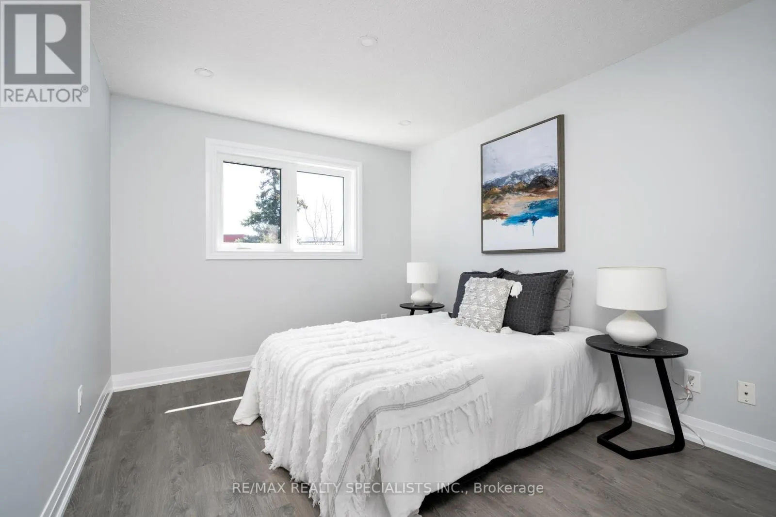 UPPER - 25 TWINBERRY CRESCENT