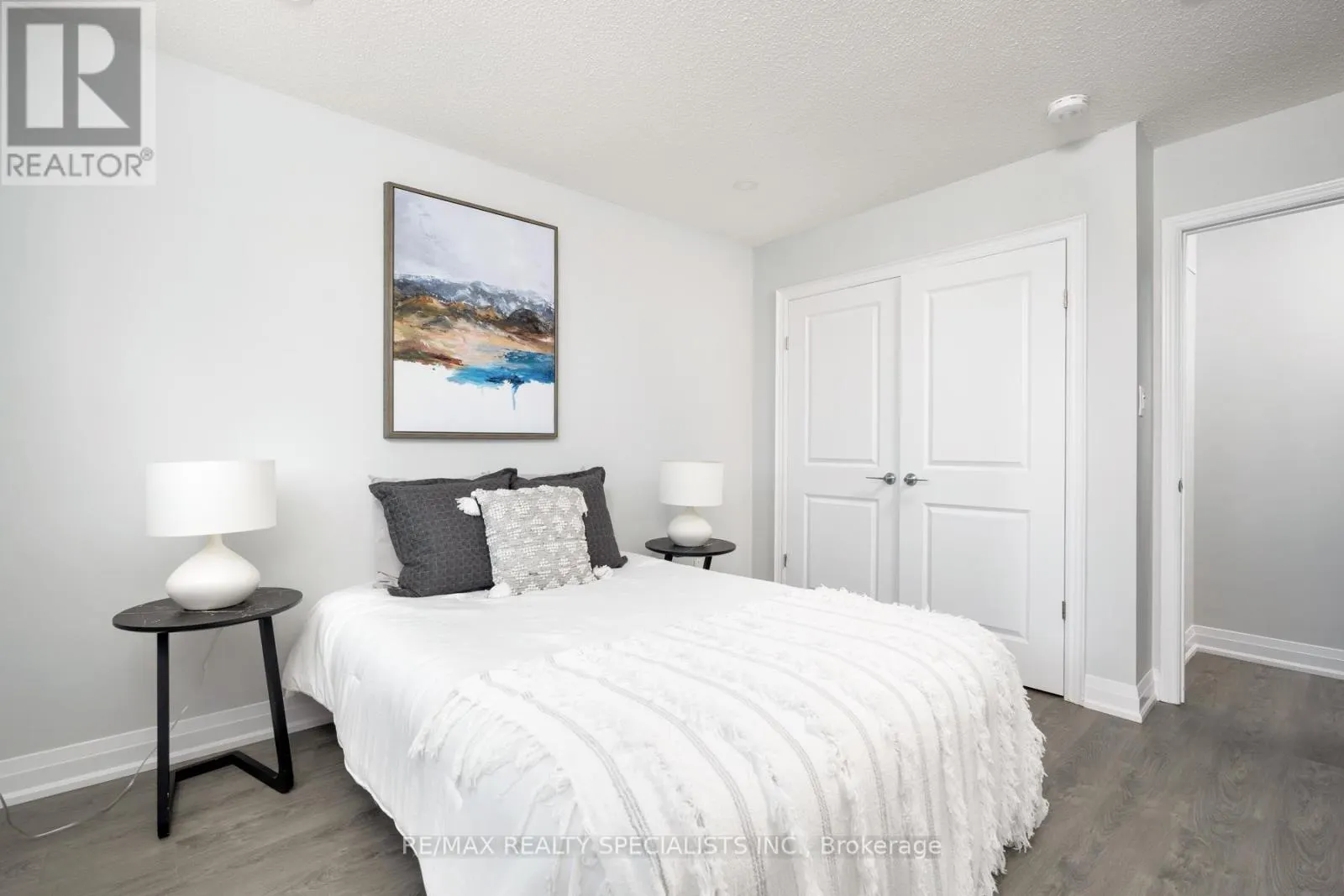 UPPER - 25 TWINBERRY CRESCENT