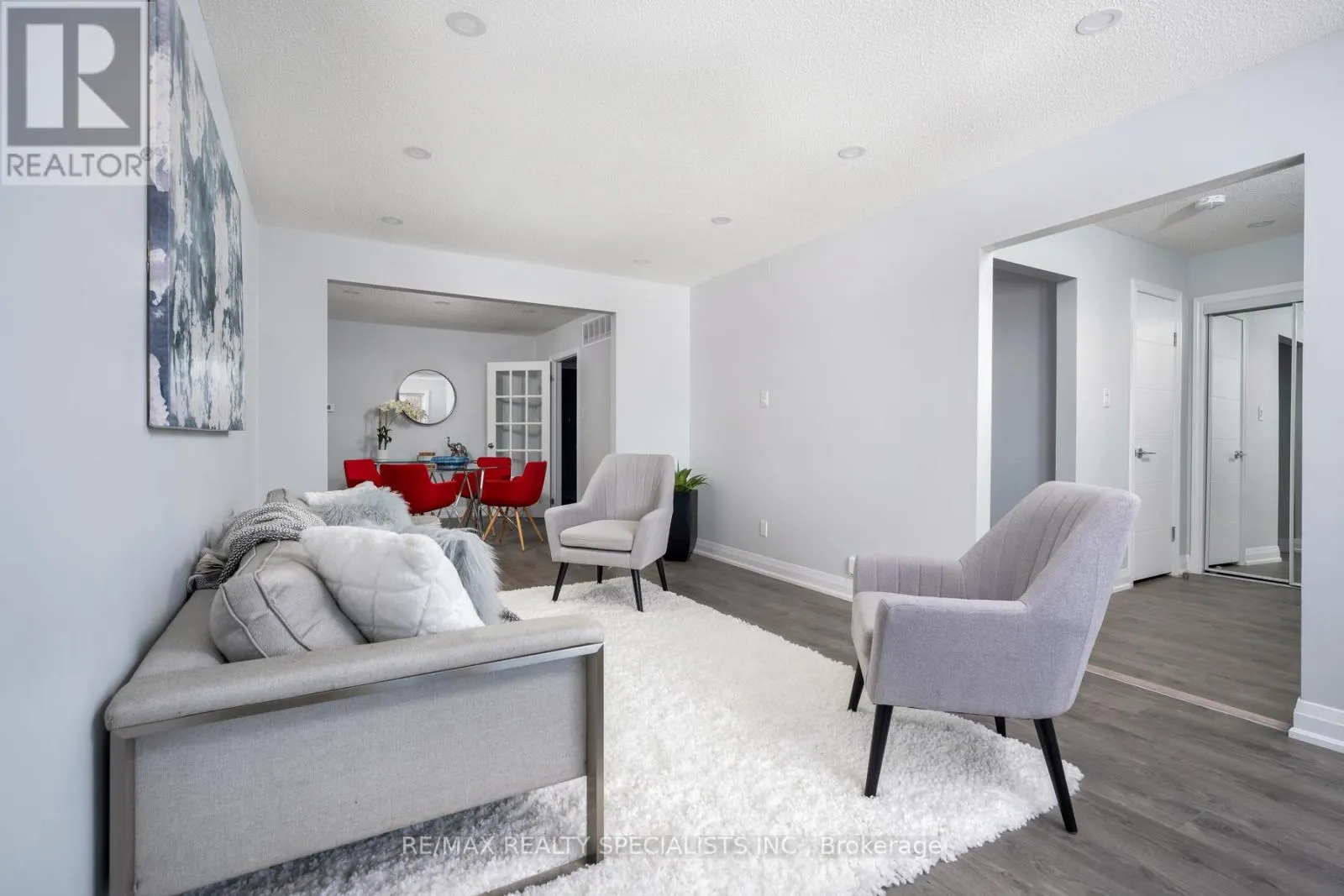 UPPER - 25 TWINBERRY CRESCENT