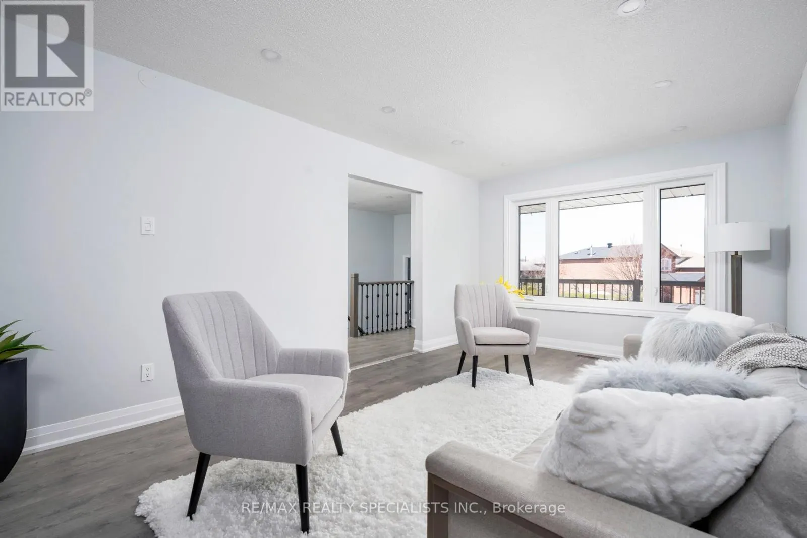 UPPER - 25 TWINBERRY CRESCENT