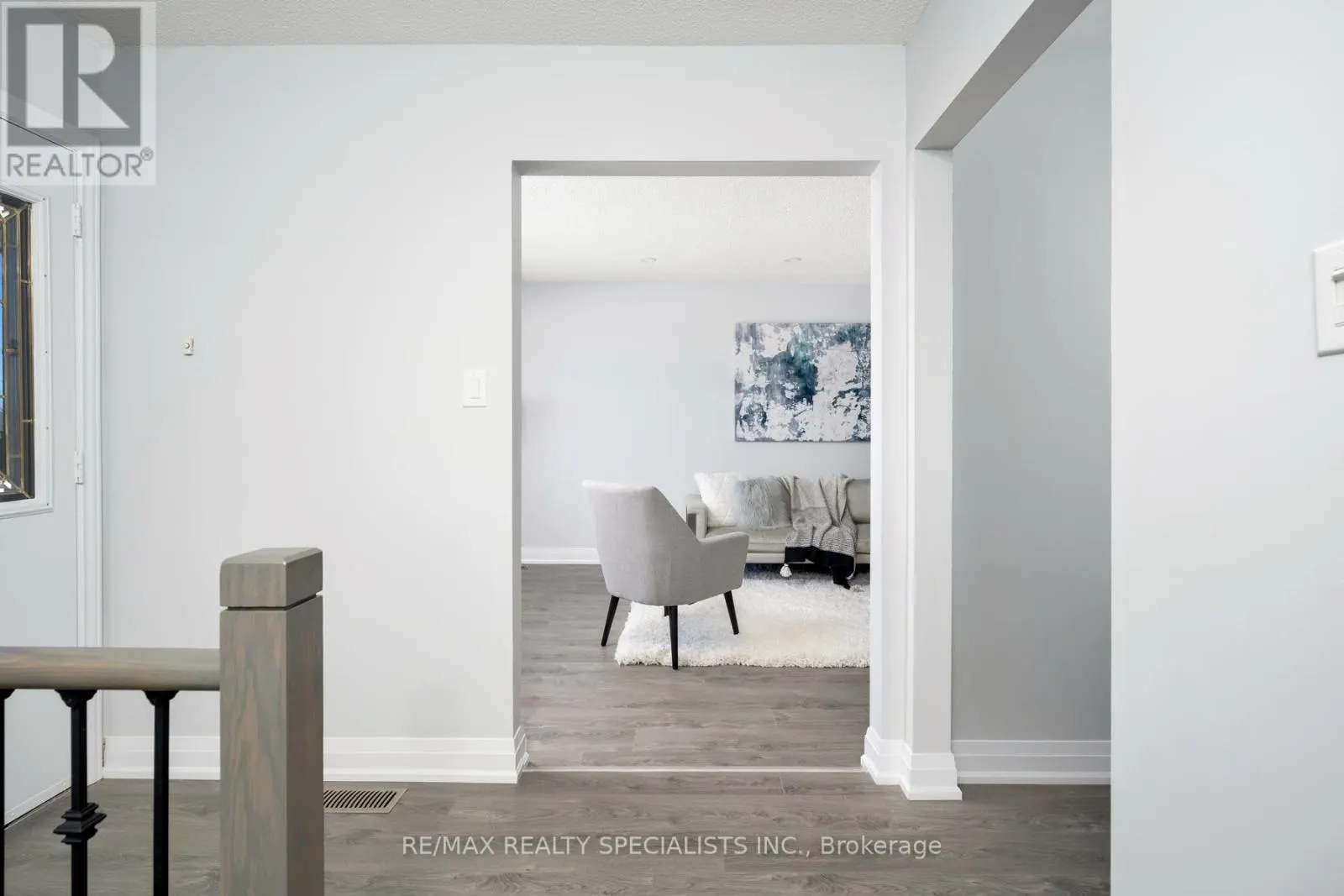 UPPER - 25 TWINBERRY CRESCENT