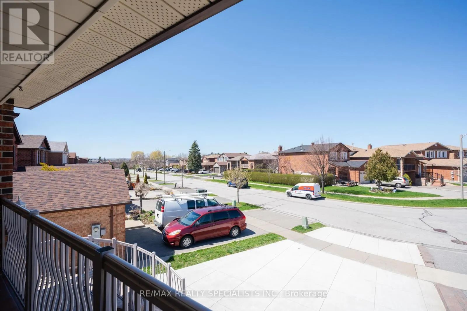 UPPER - 25 TWINBERRY CRESCENT