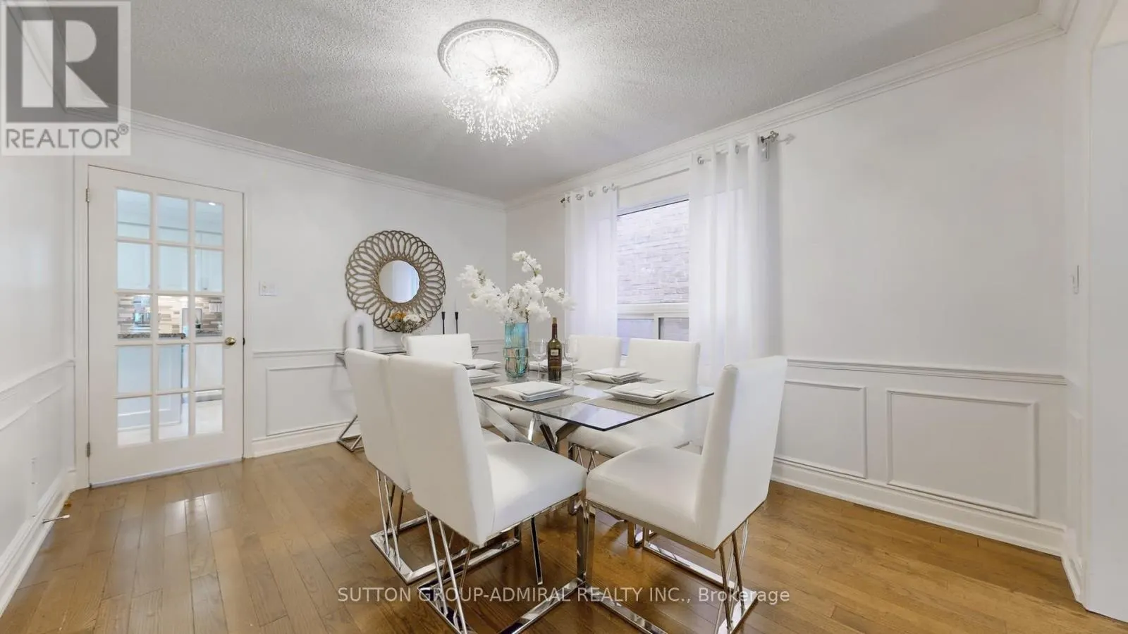 6 MCDOUGALL COURT