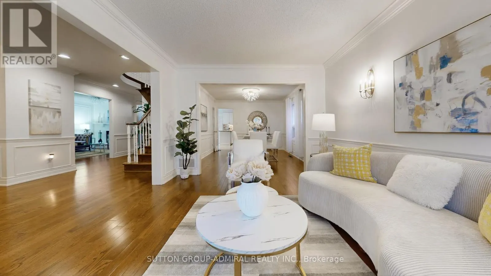 6 MCDOUGALL COURT