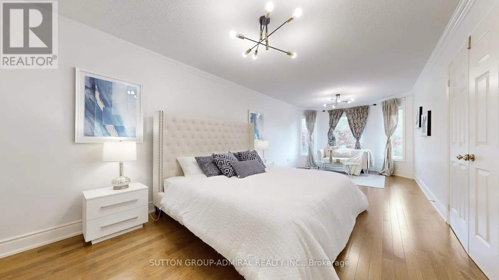 6 MCDOUGALL COURT