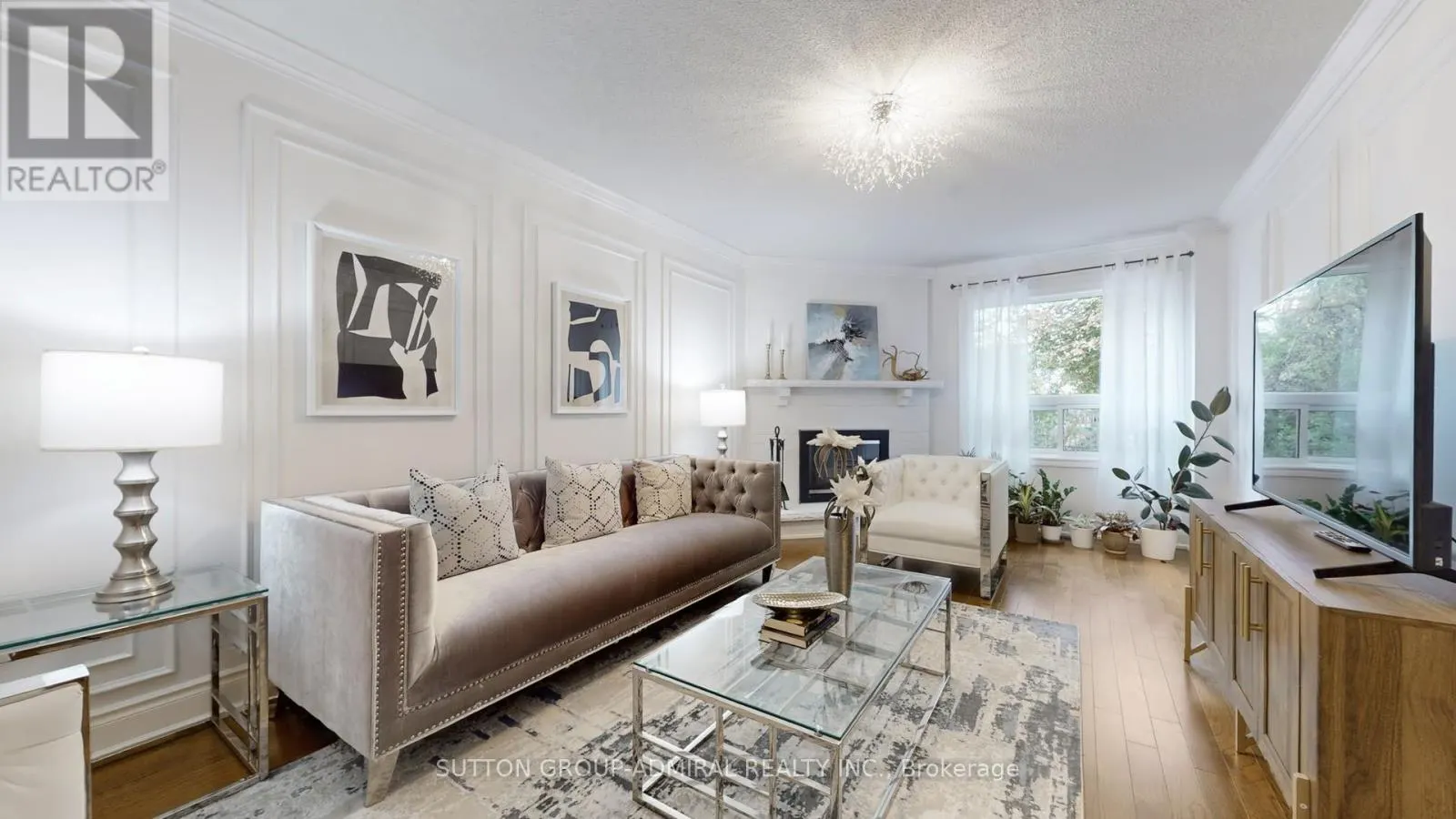 6 MCDOUGALL COURT