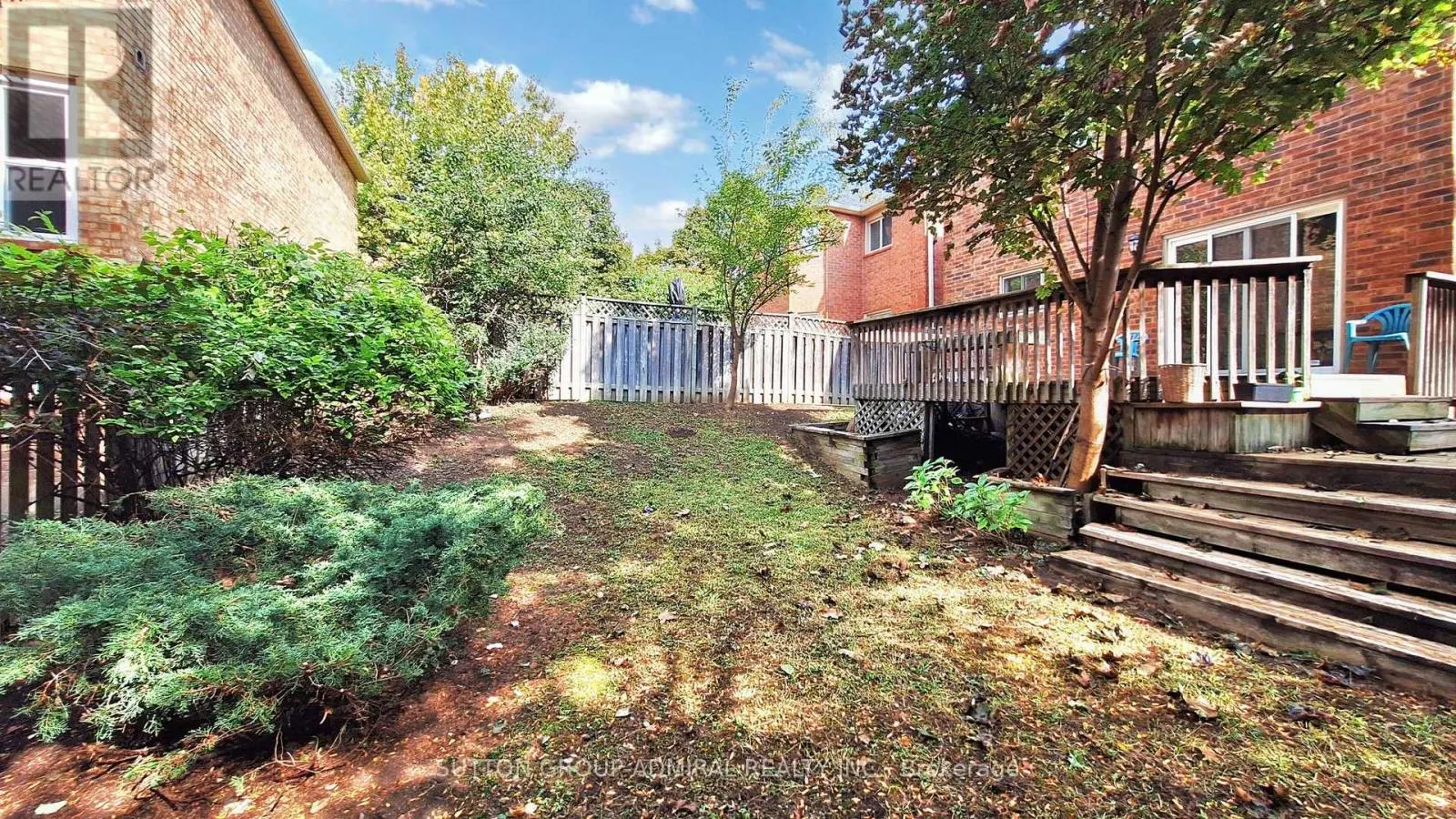 6 MCDOUGALL COURT
