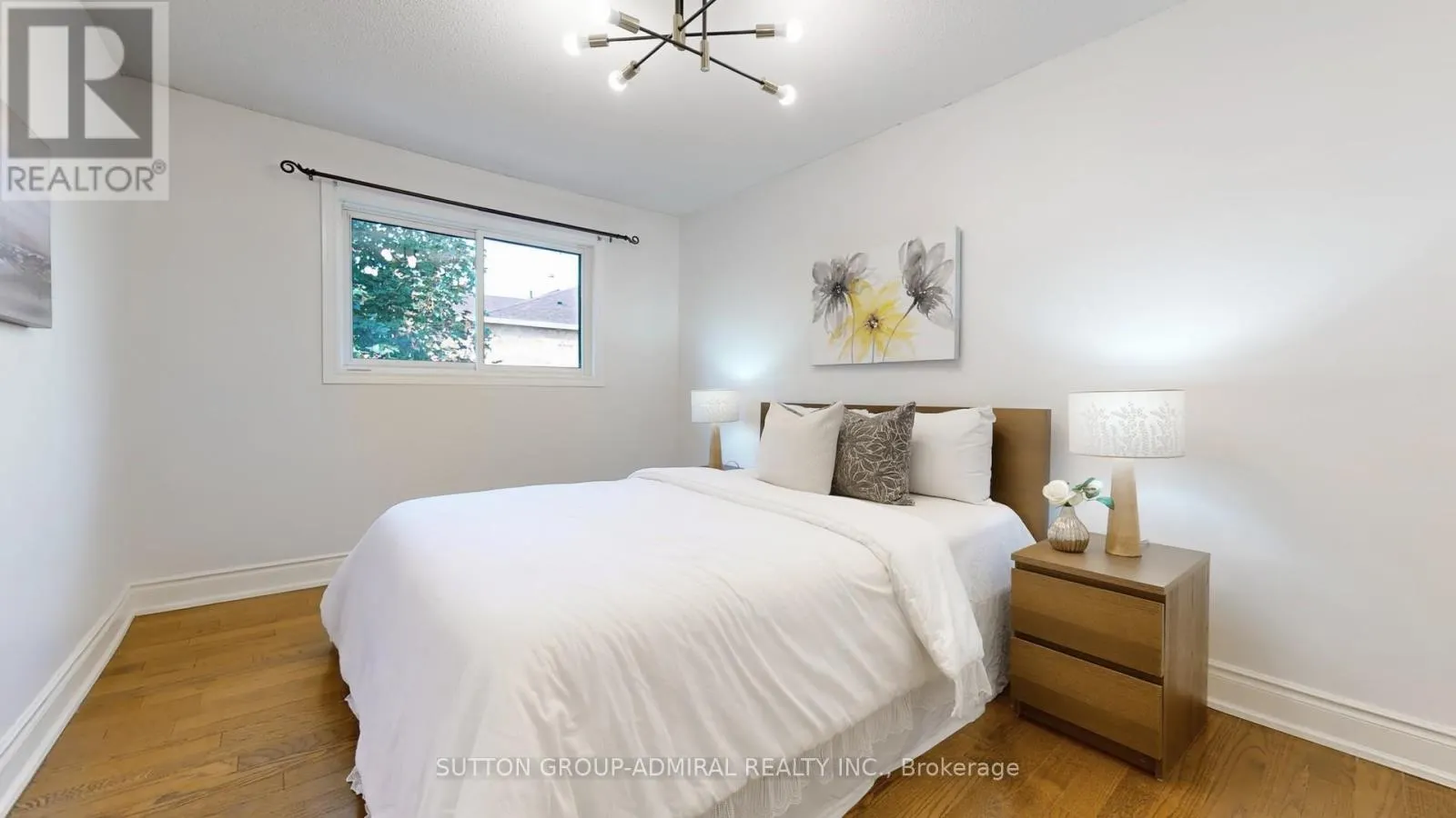 6 MCDOUGALL COURT