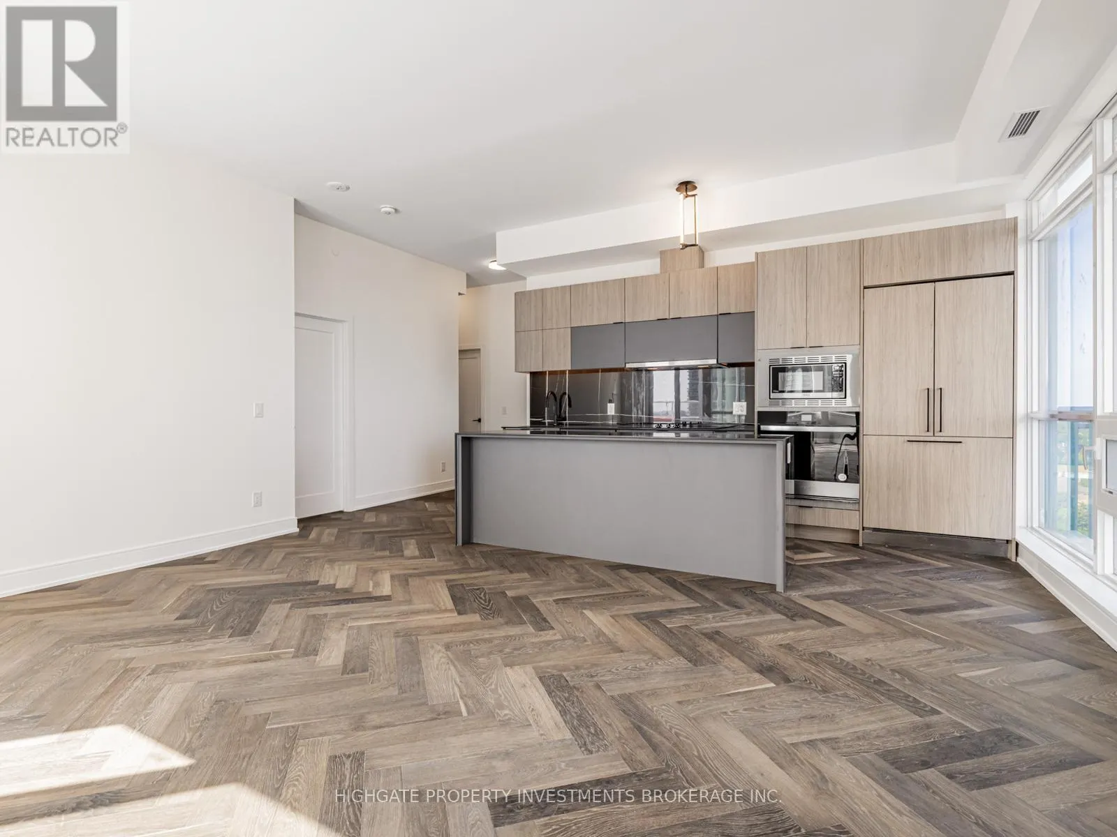 1403 - 8888 YONGE STREET