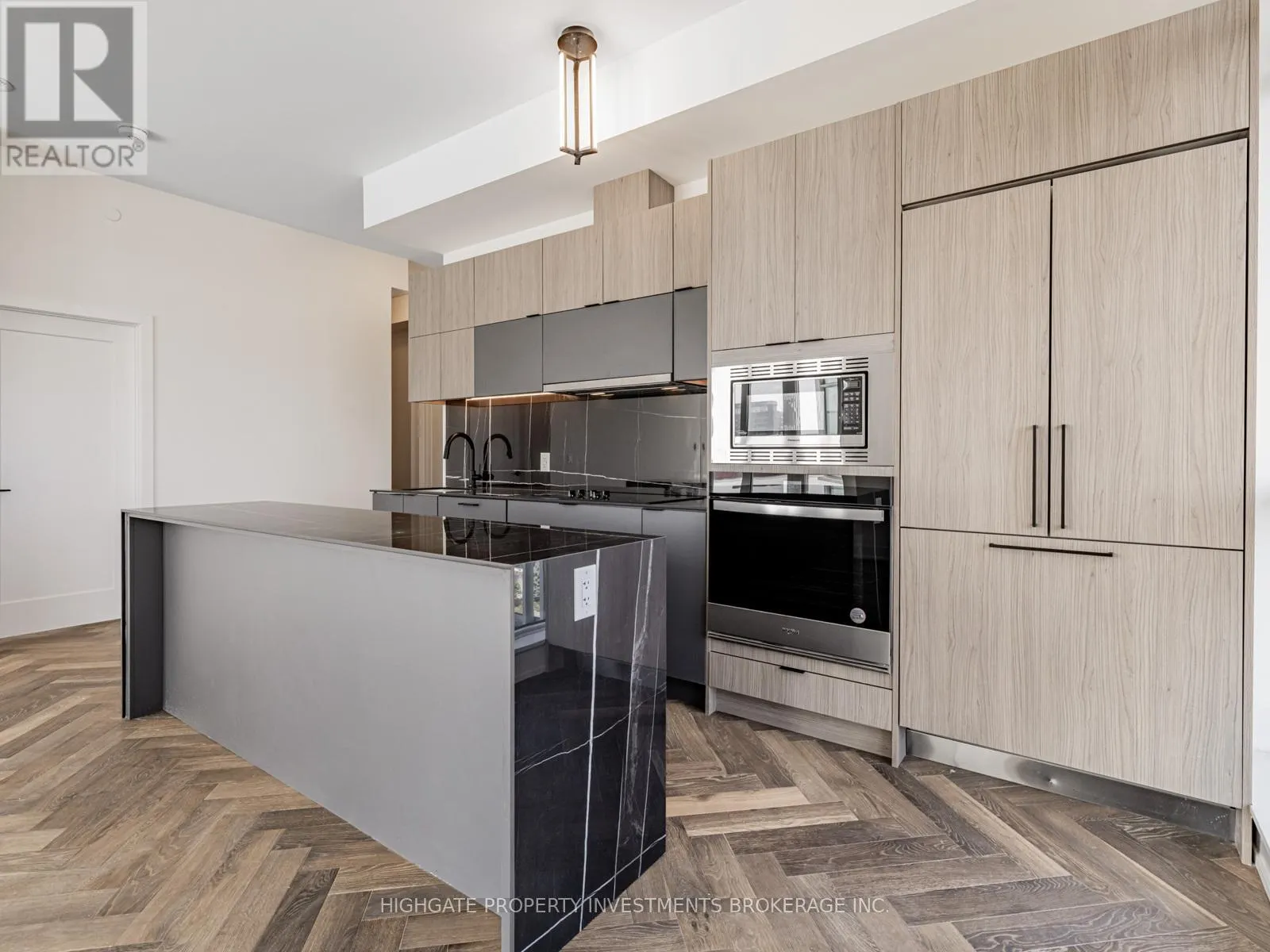 1403 - 8888 YONGE STREET