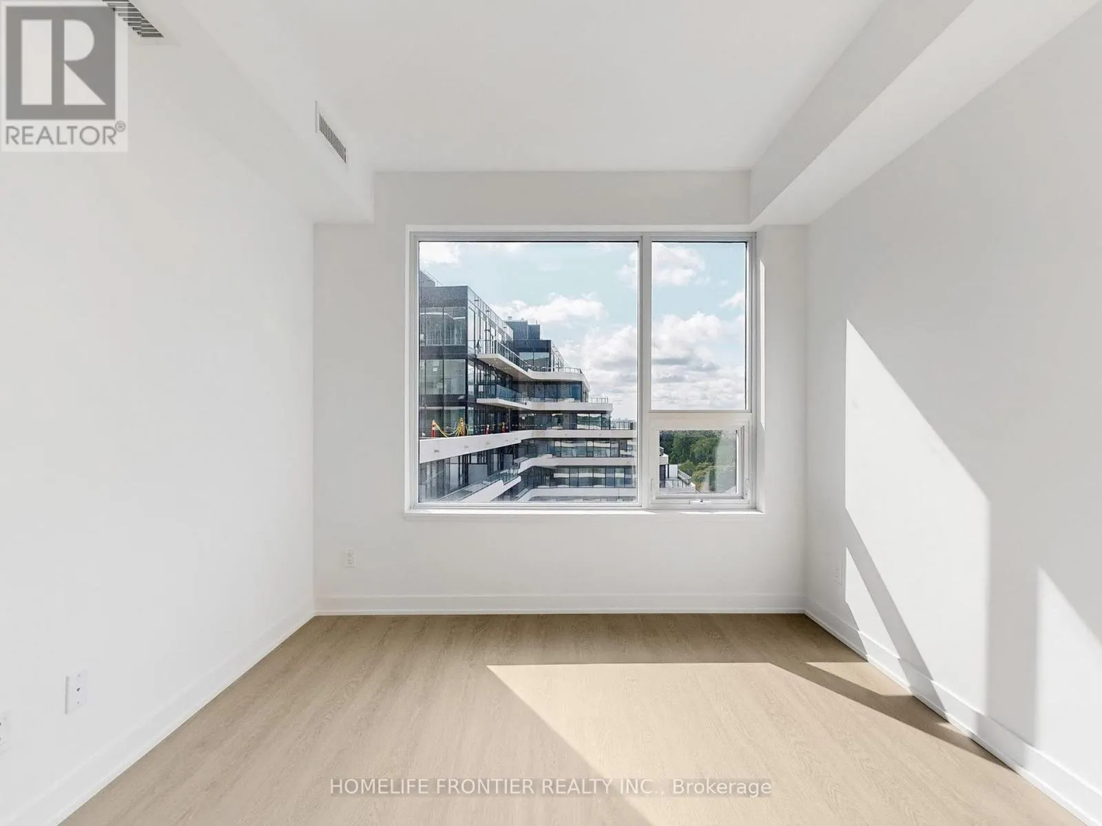 802 - 8188 YONGE STREET