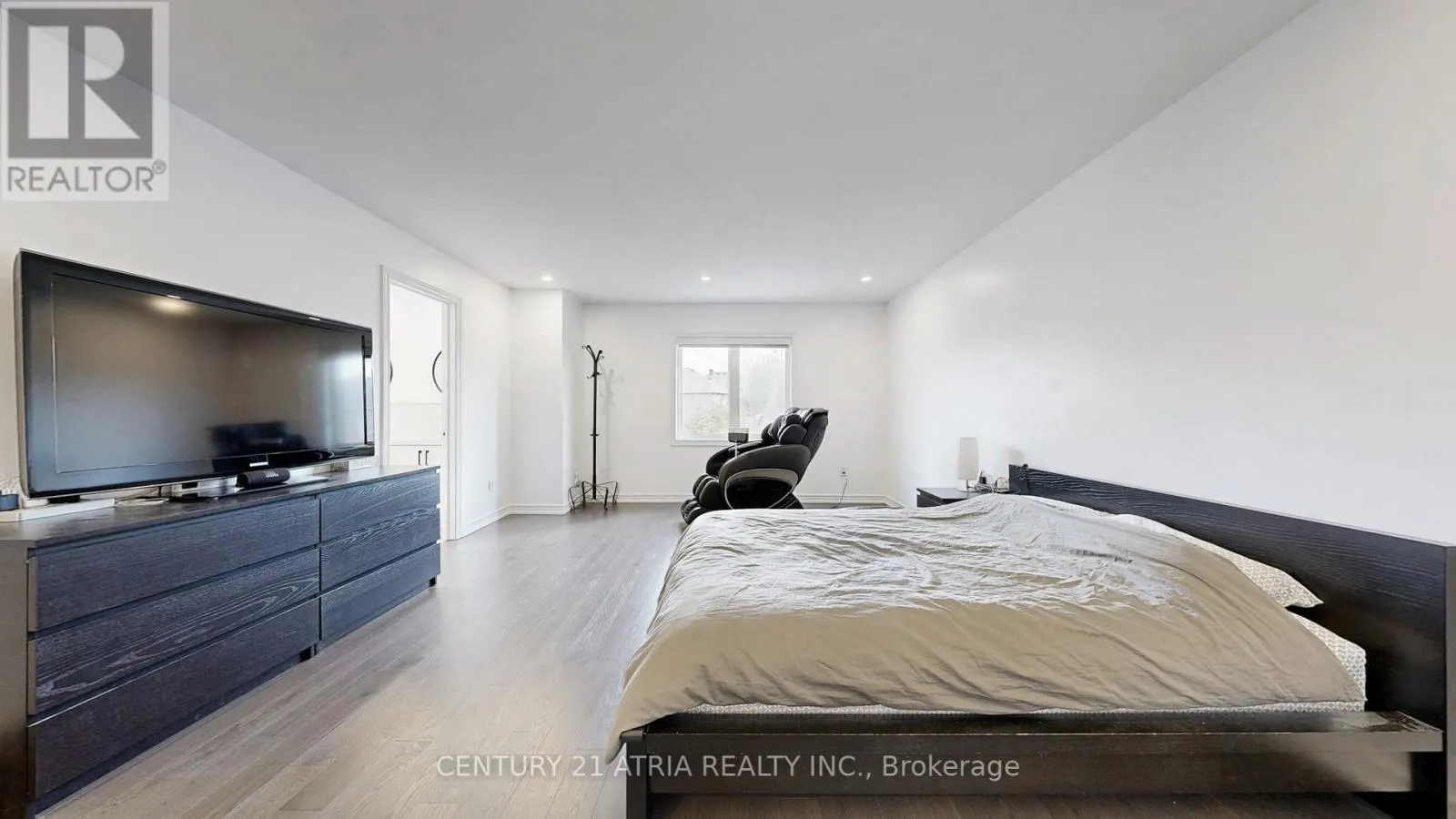 57 MELBOURNE DRIVE