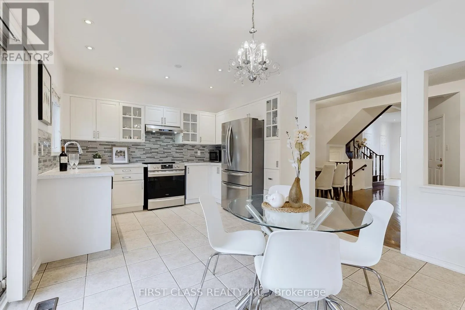 79 CARNOUSTIE CRESCENT