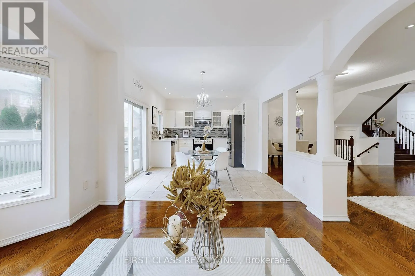 79 CARNOUSTIE CRESCENT