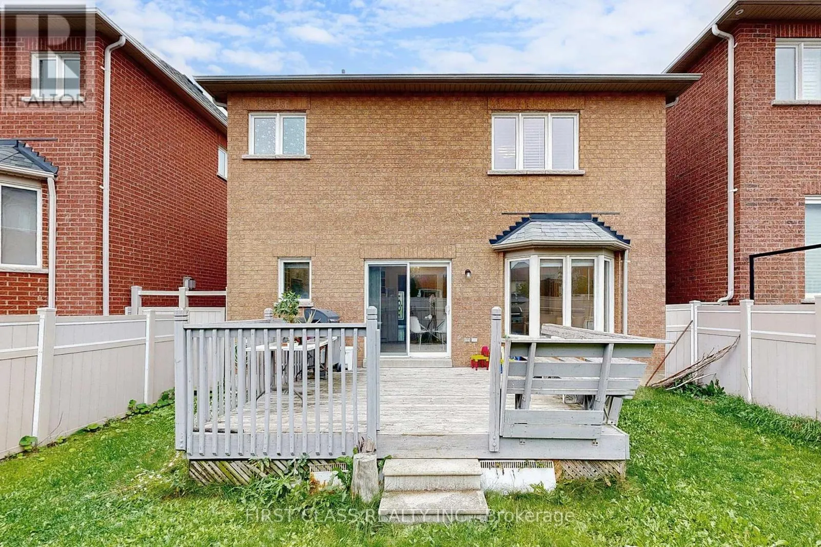 79 CARNOUSTIE CRESCENT