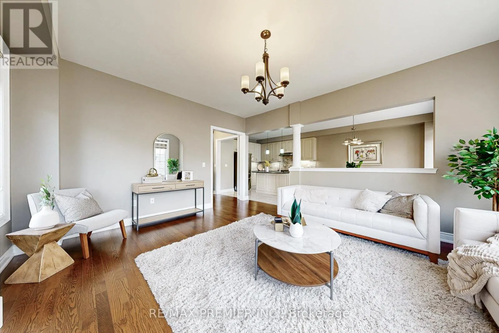 28 RIVOLI DRIVE