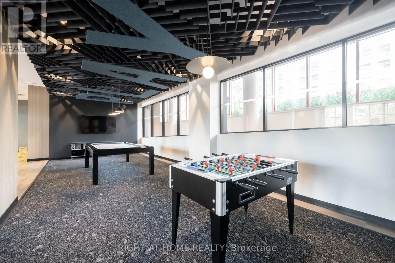 7950 BATHURST STREET
