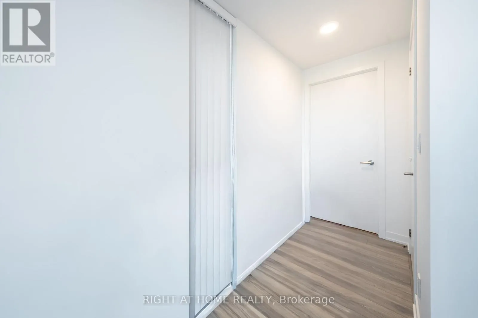 7950 BATHURST STREET