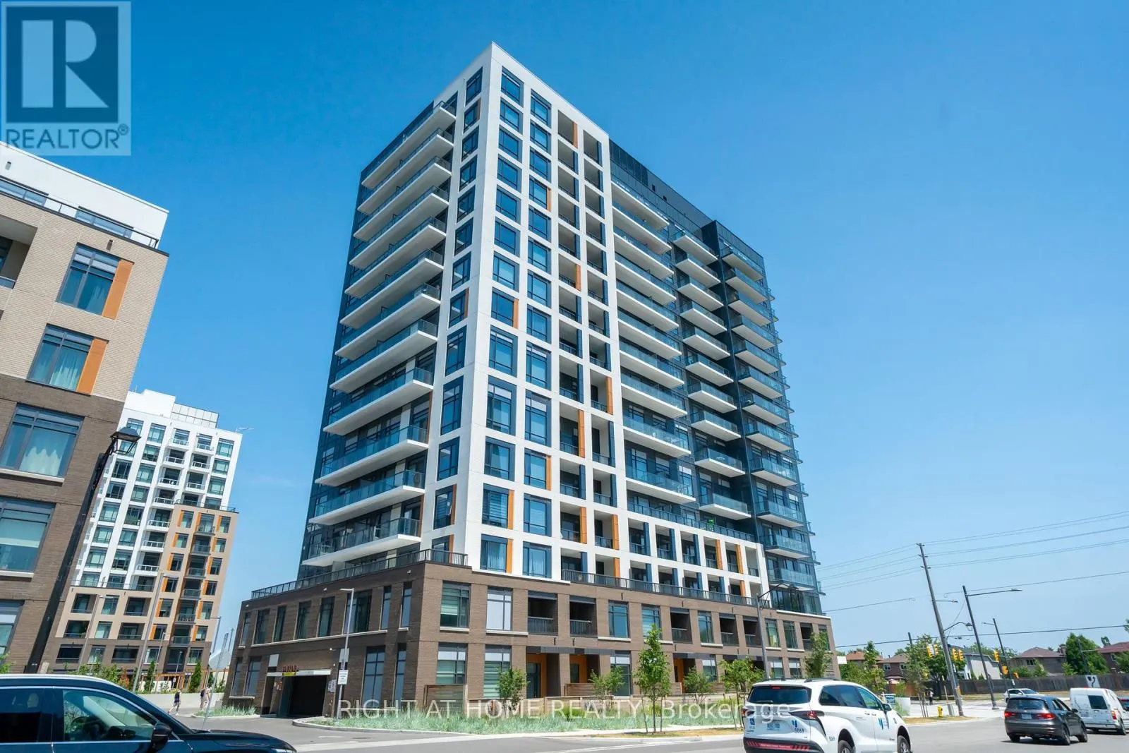 7950 BATHURST STREET