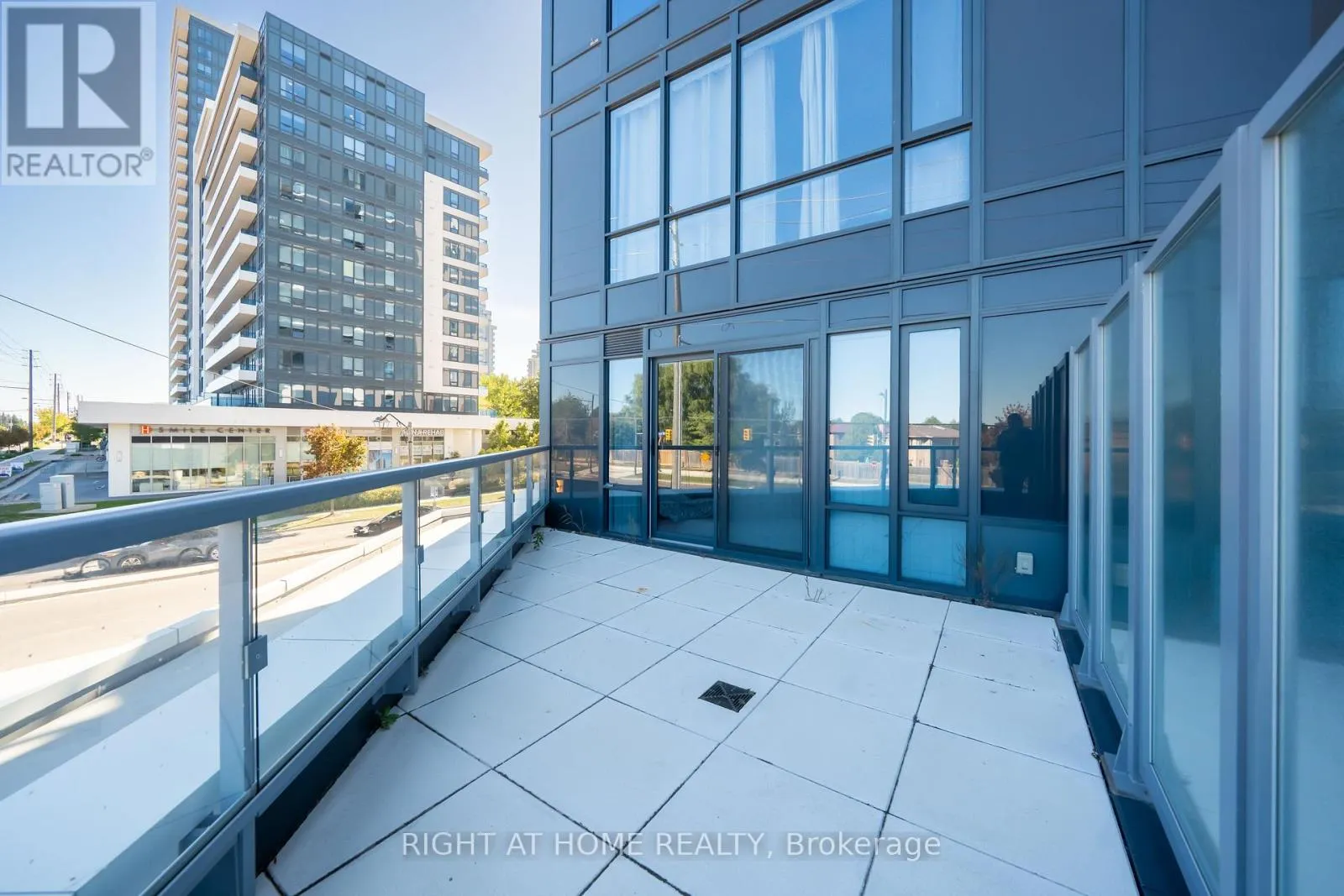 7950 BATHURST STREET
