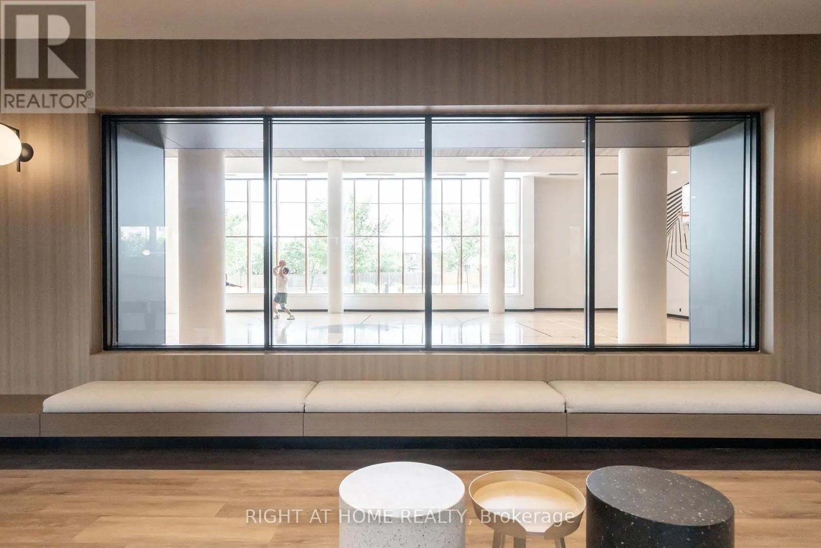 7950 BATHURST STREET