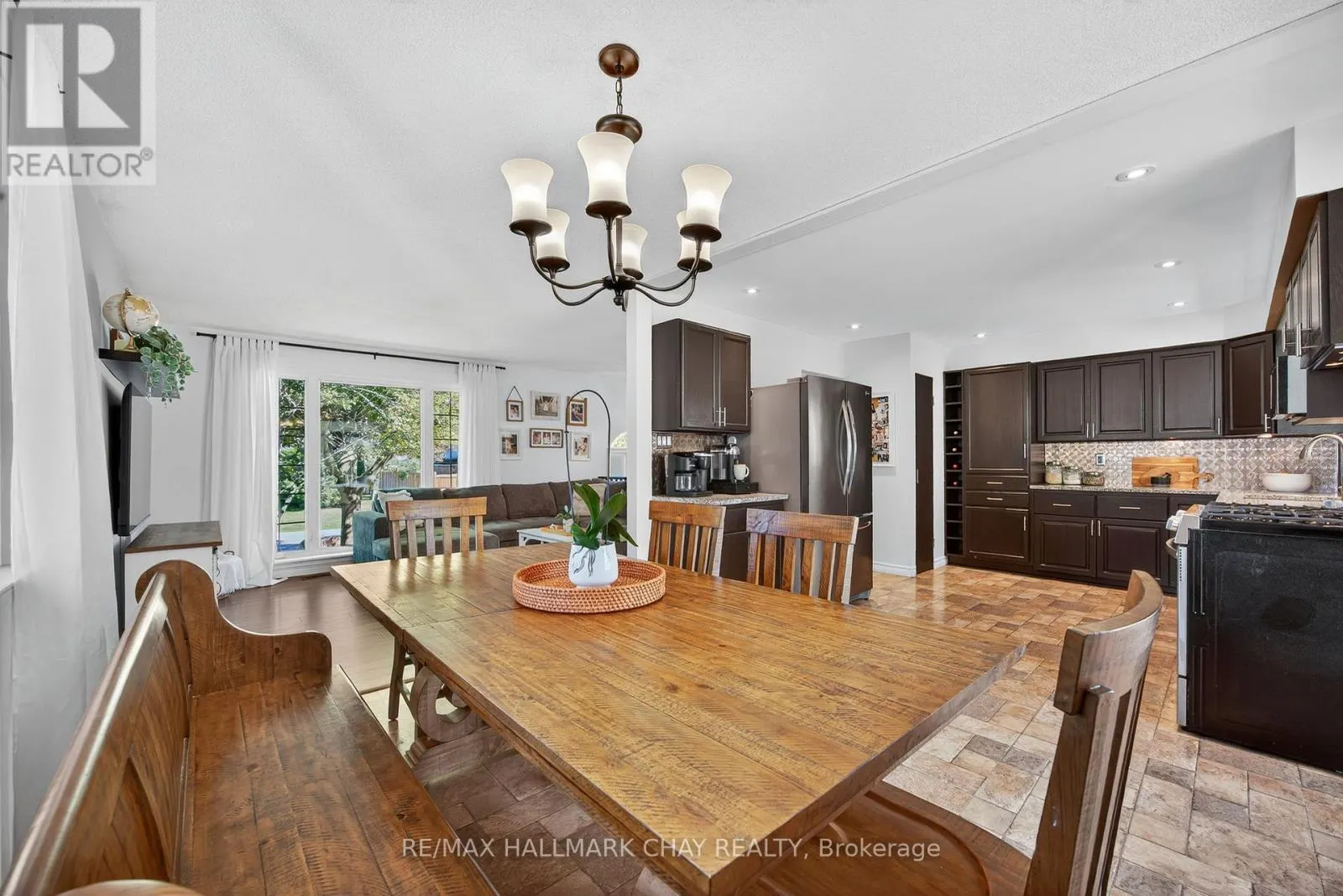 209 NEWHOLME CIRCLE