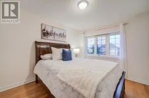 77 SAINT JAMES AVENUE