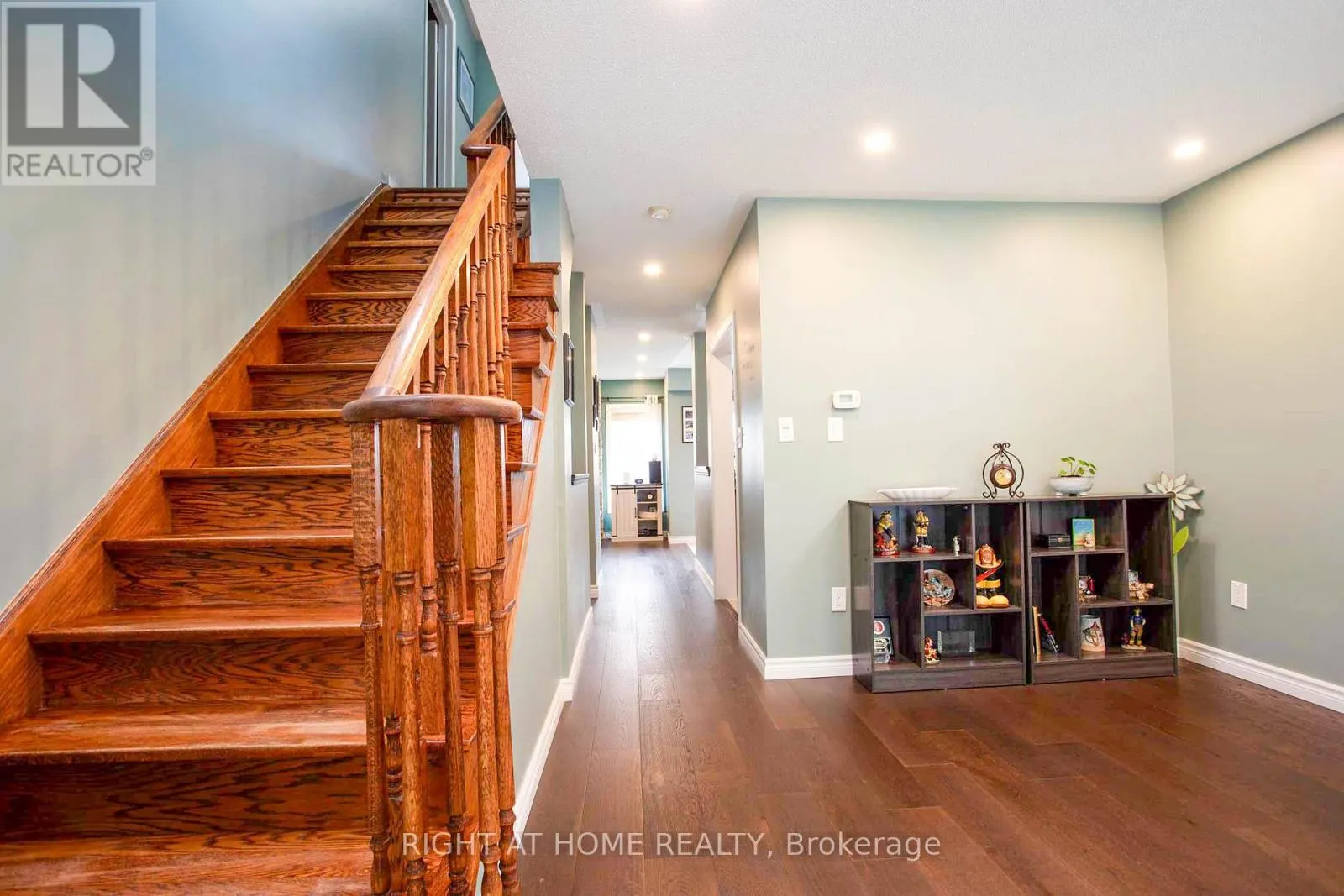 50 SUNRIDGE STREET