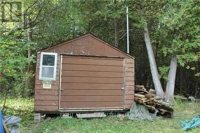 12 CHRISTIDIS DRIVE