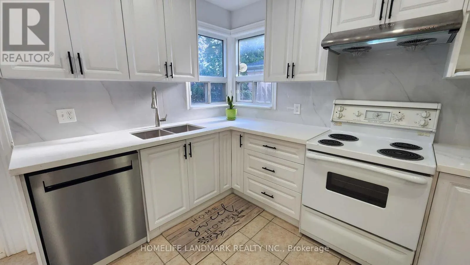 42 CARTIER CRESCENT