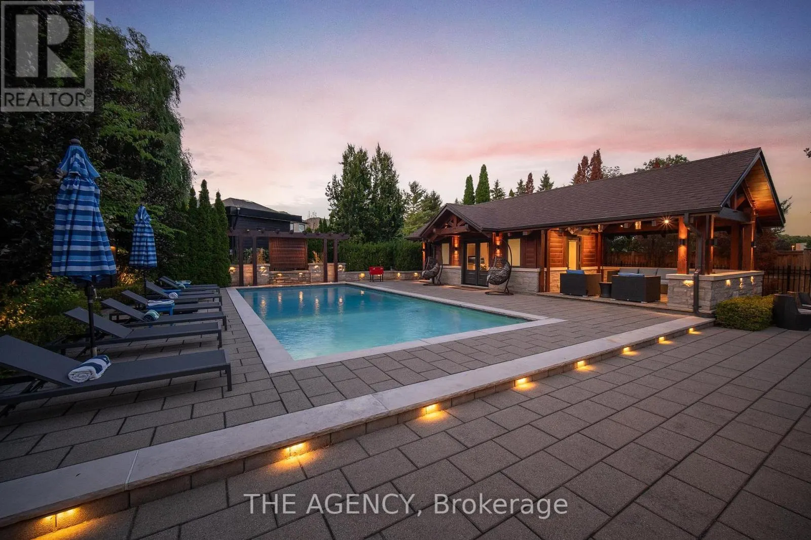 49 BAYSIDE COURT