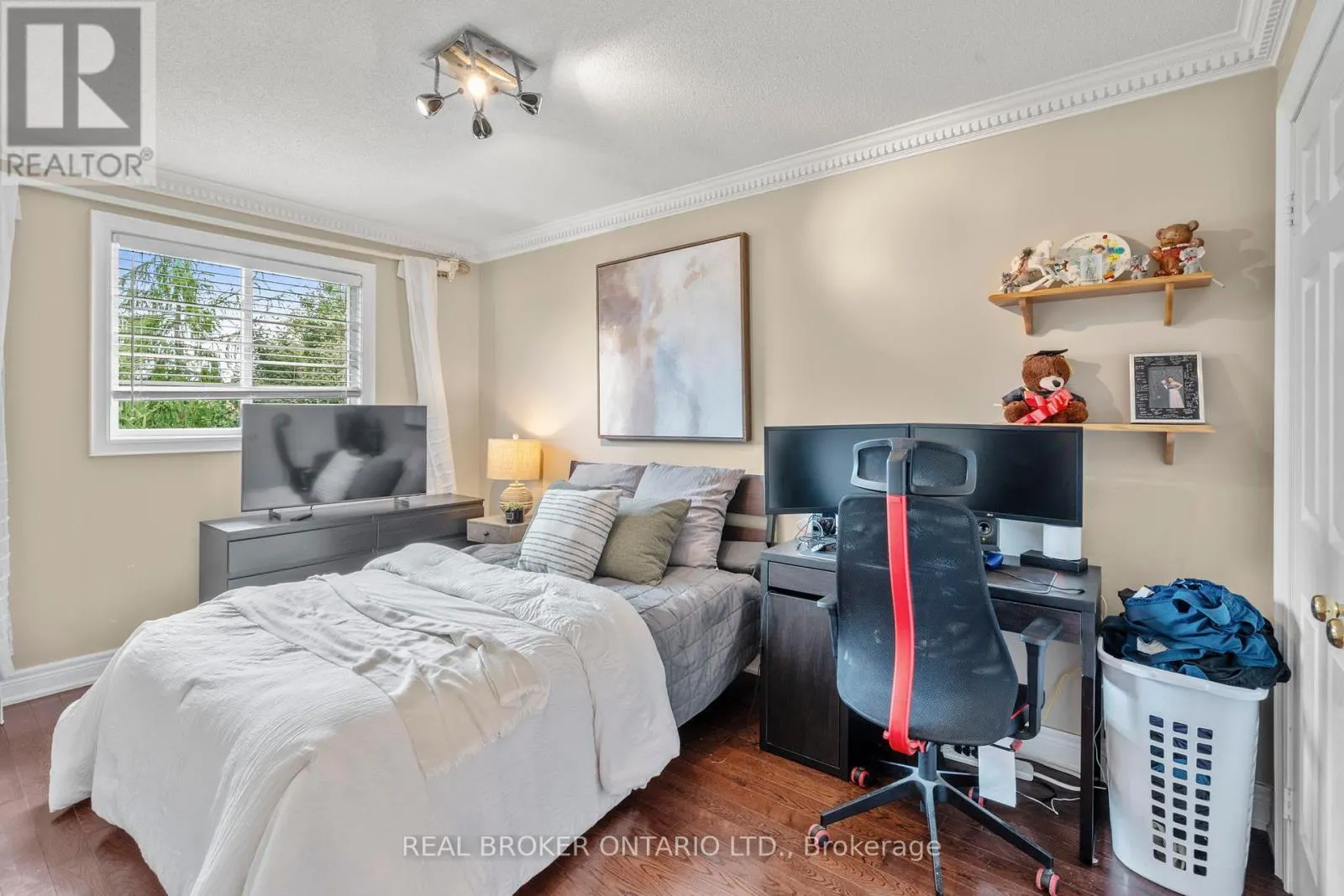 85 LAURIER AVENUE