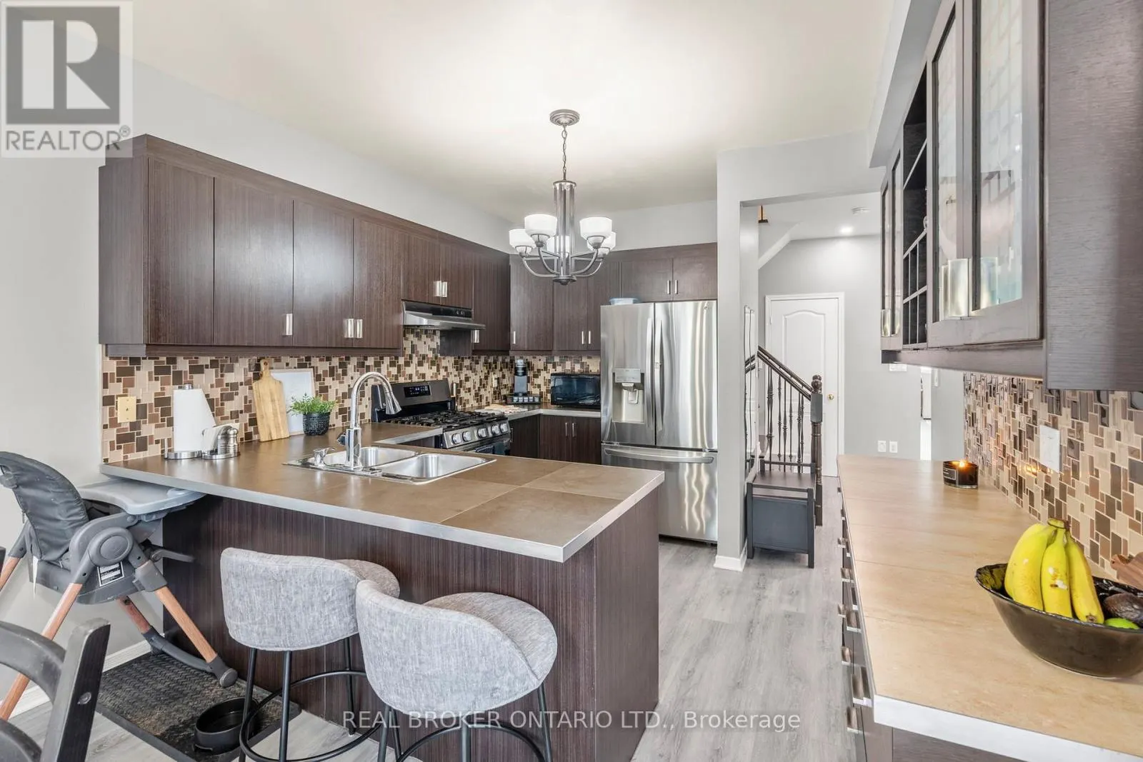 85 LAURIER AVENUE