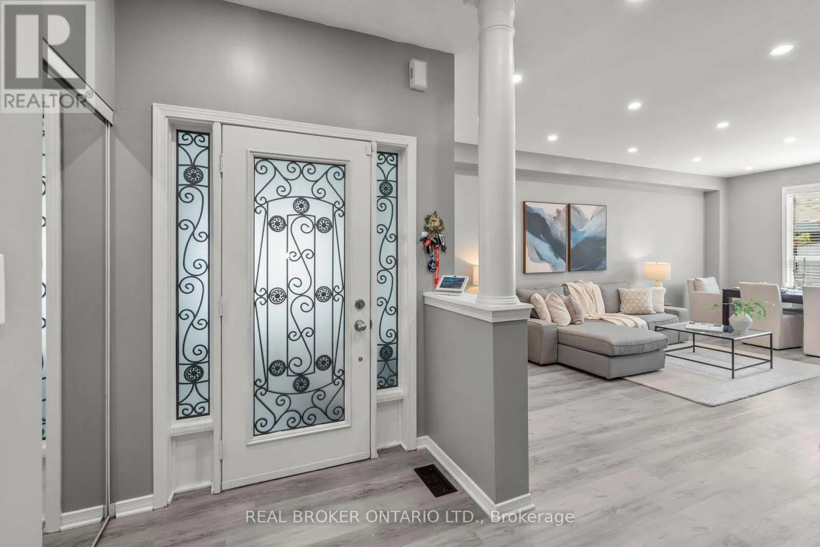 85 LAURIER AVENUE
