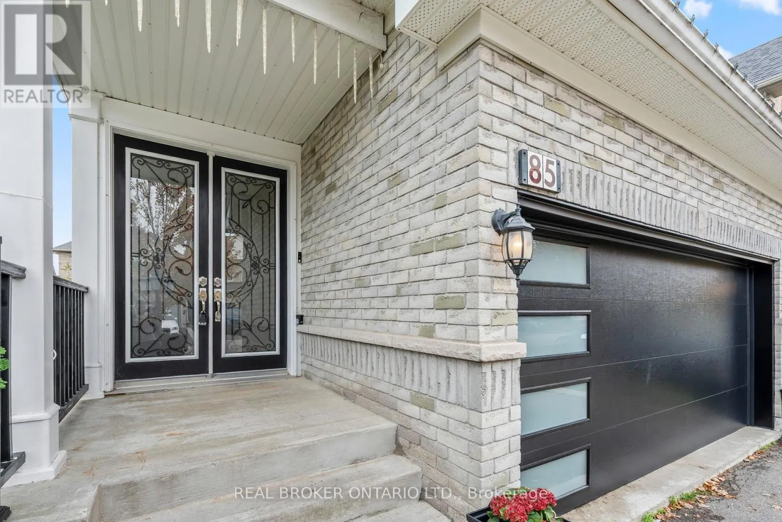 85 LAURIER AVENUE