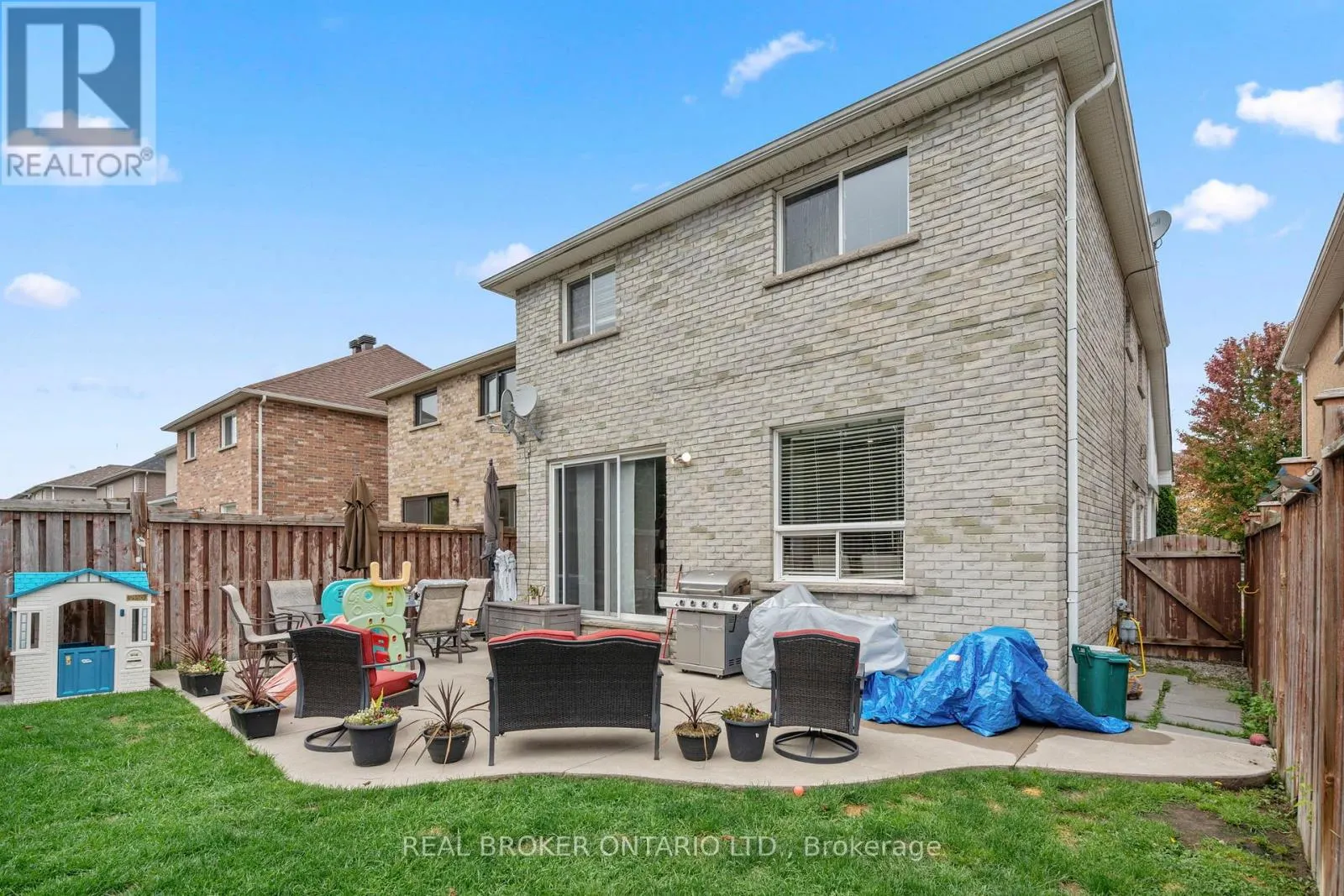 85 LAURIER AVENUE