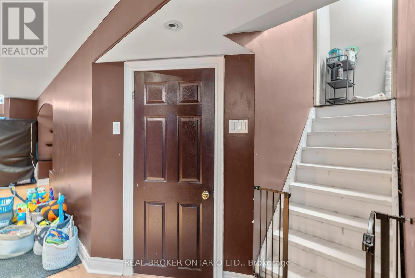 85 LAURIER AVENUE