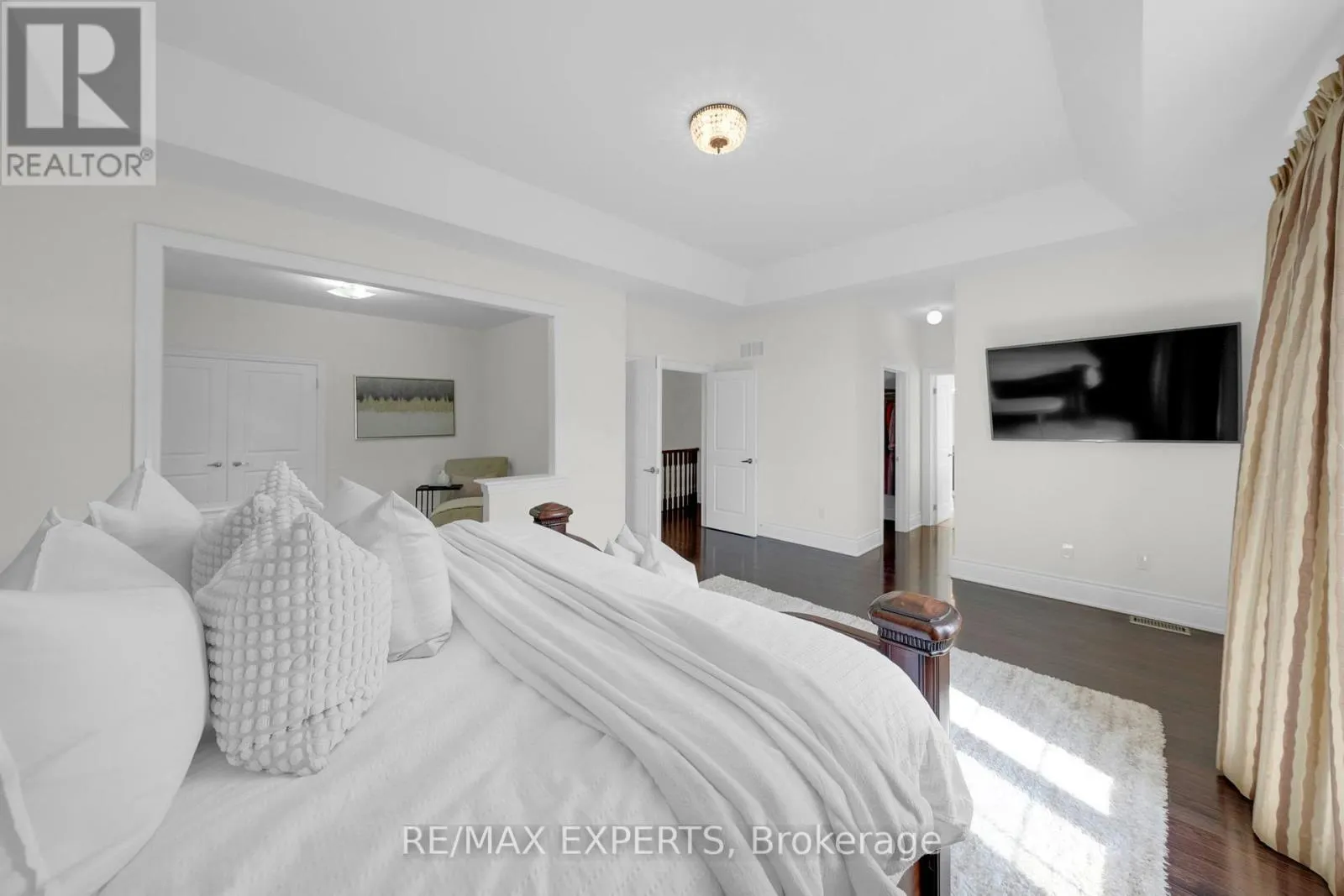 134 ORLEANS CIRCLE