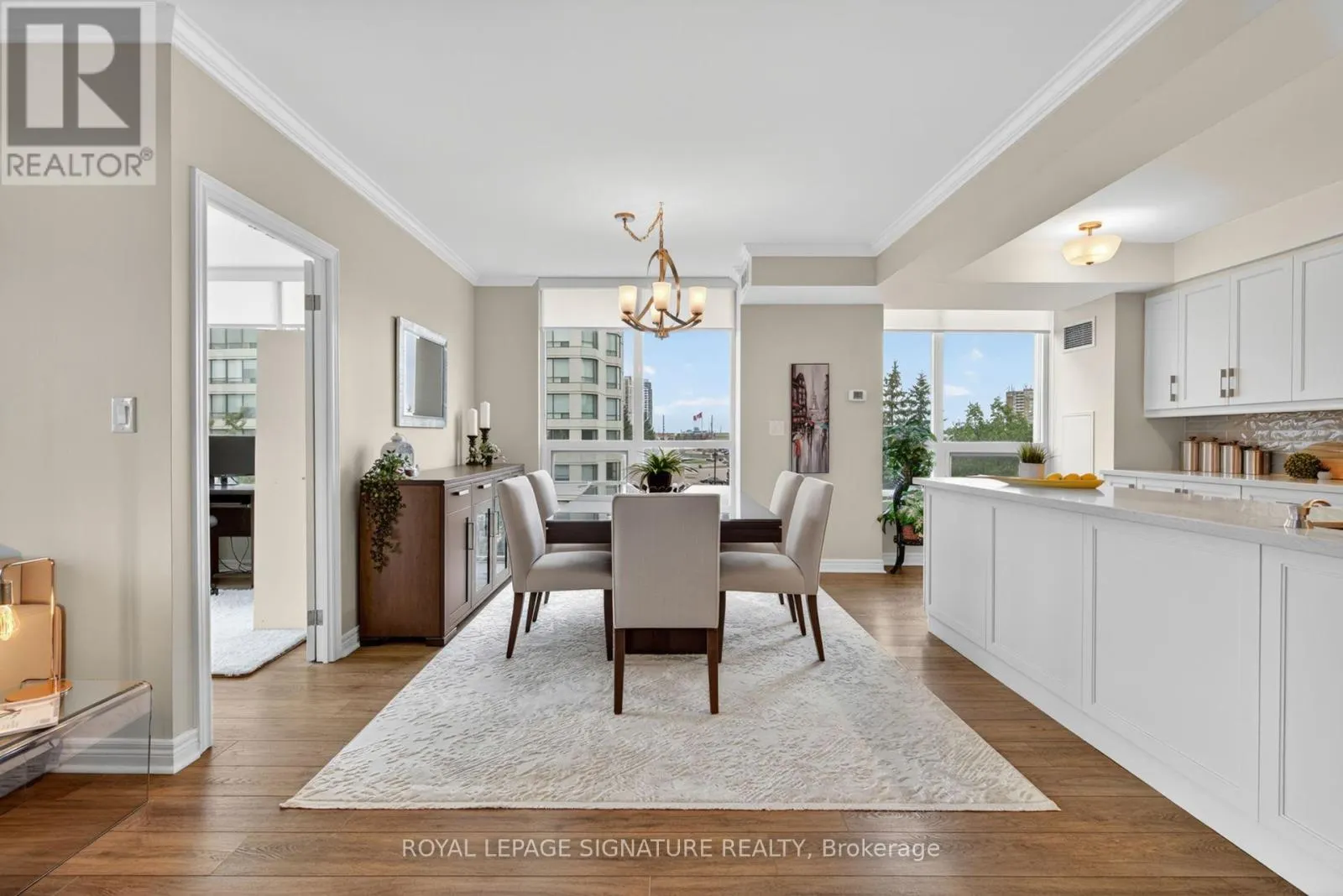 406 - 100 PROMENADE CIRCLE