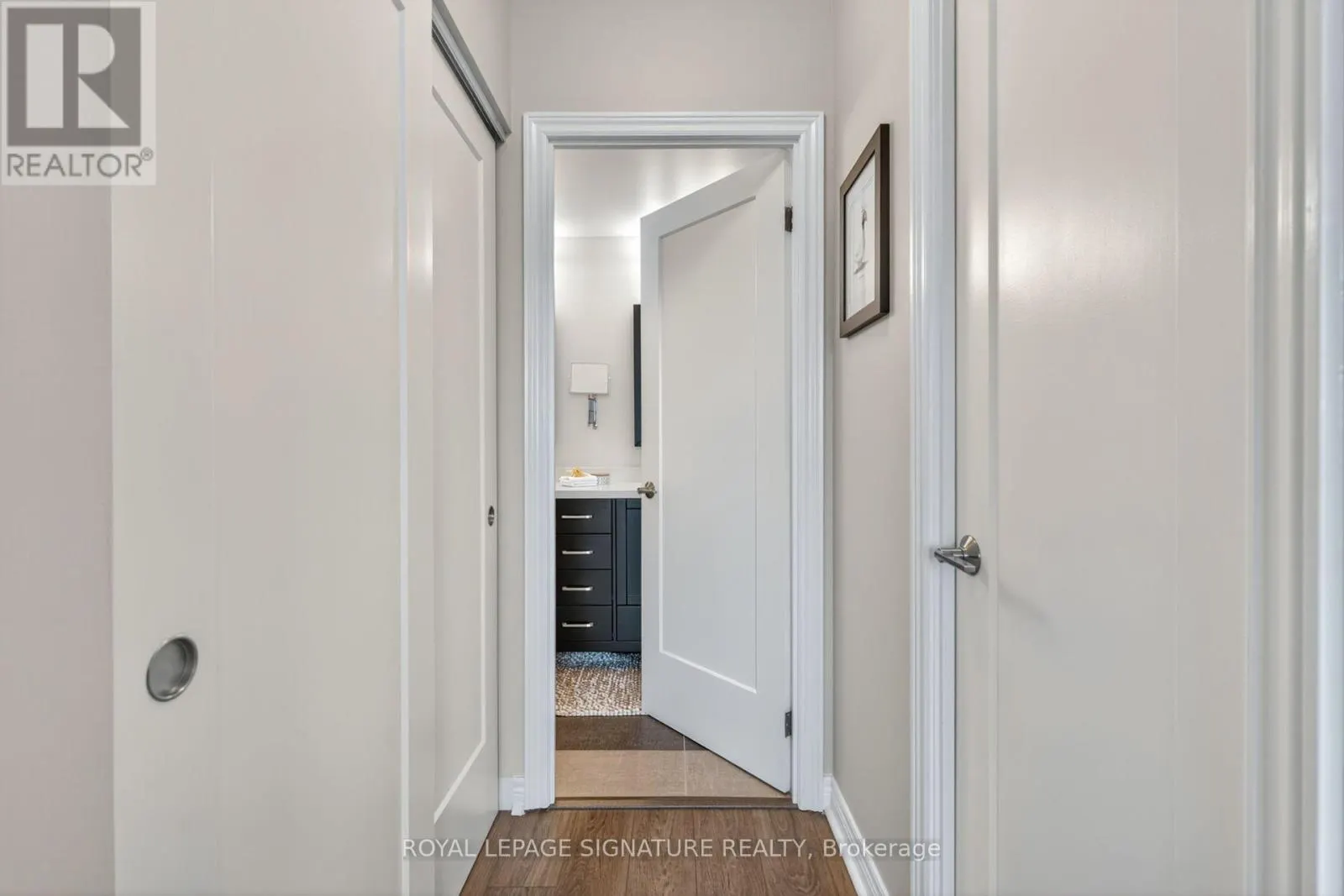 406 - 100 PROMENADE CIRCLE