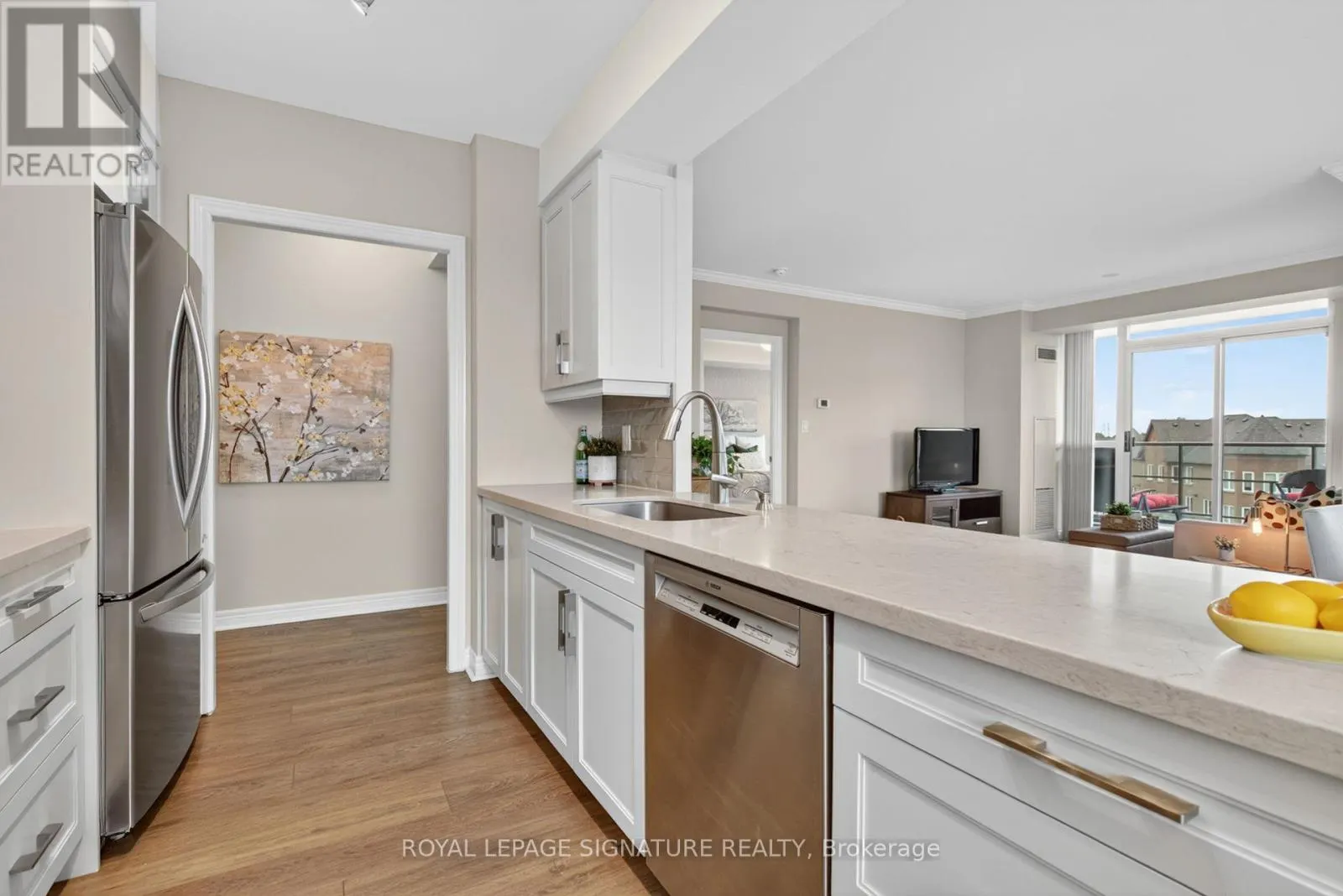 406 - 100 PROMENADE CIRCLE