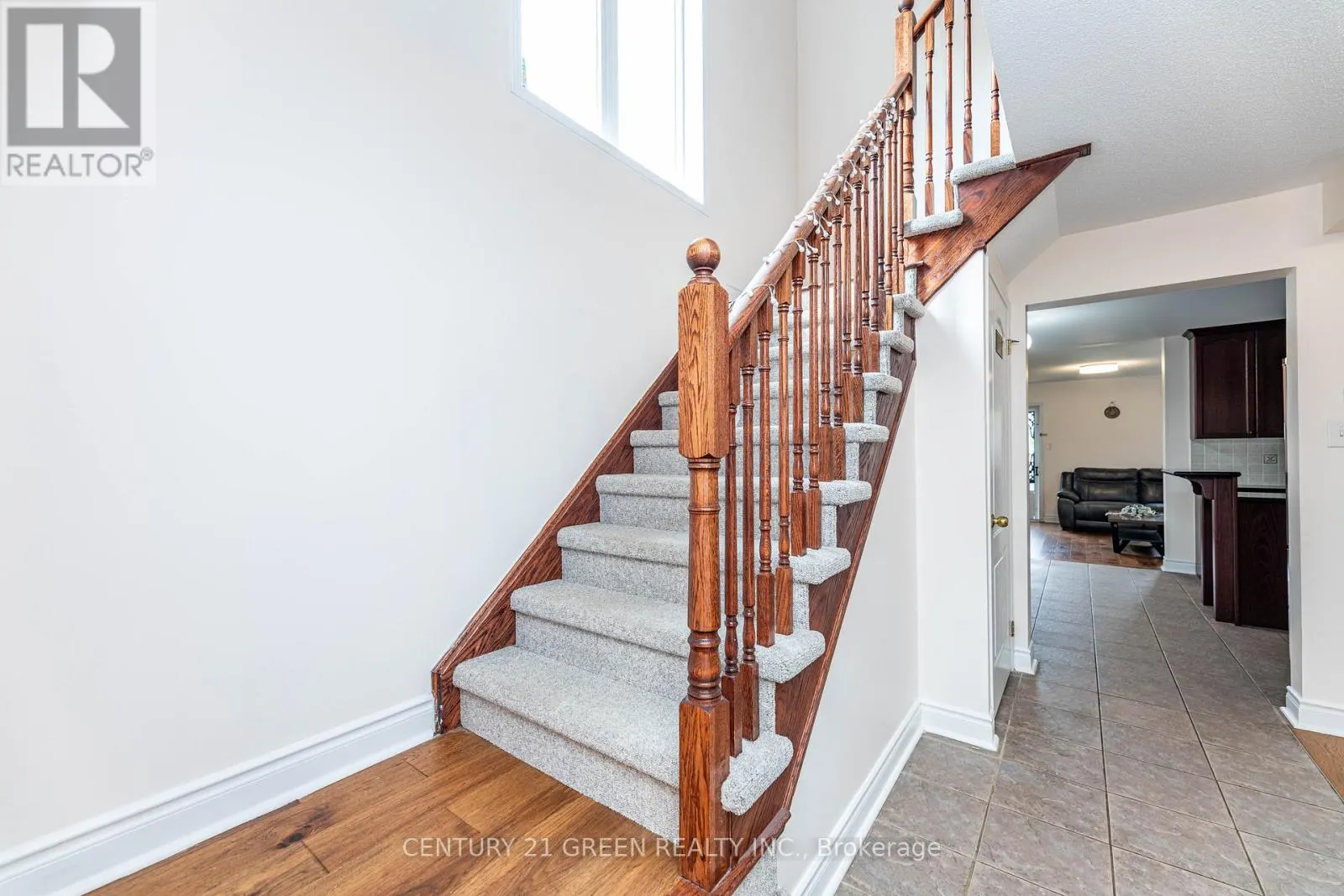 18 SUMMIT DRIVE