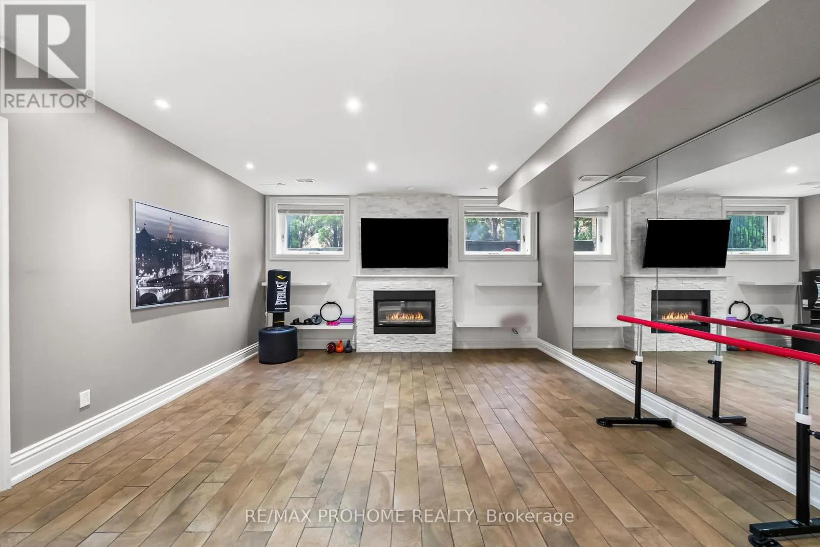 38 PARK CRESCENT