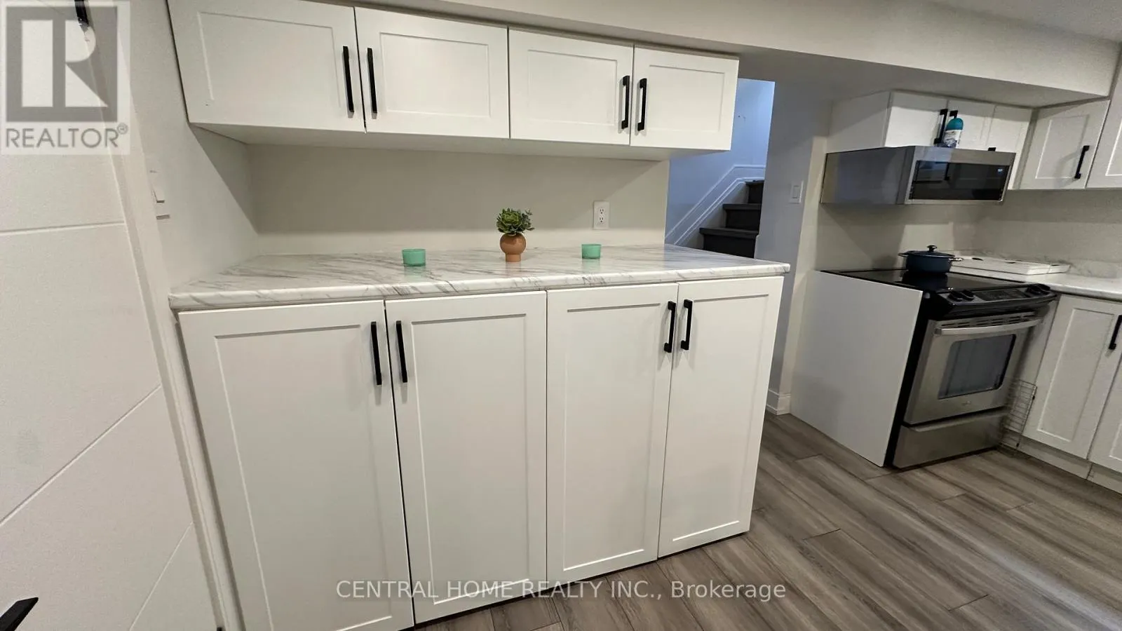 LOWER LEVEL - 139 MAURICE COURT
