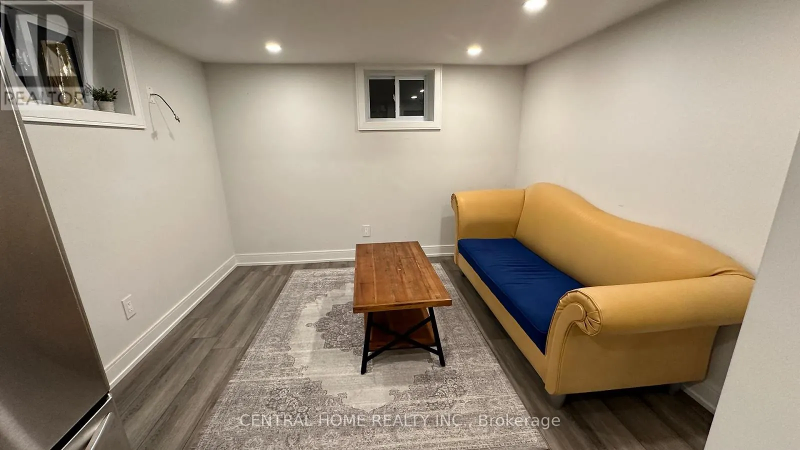LOWER LEVEL - 139 MAURICE COURT