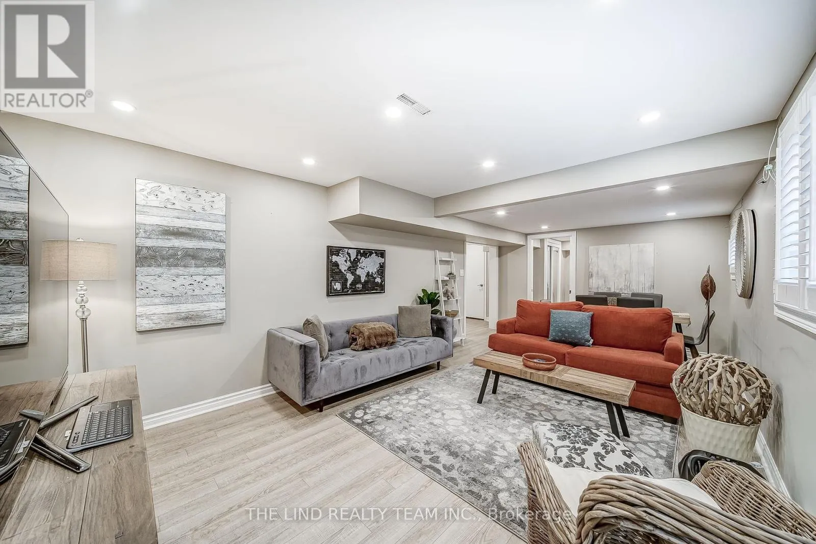 35 GOLF LINKS DRIVE